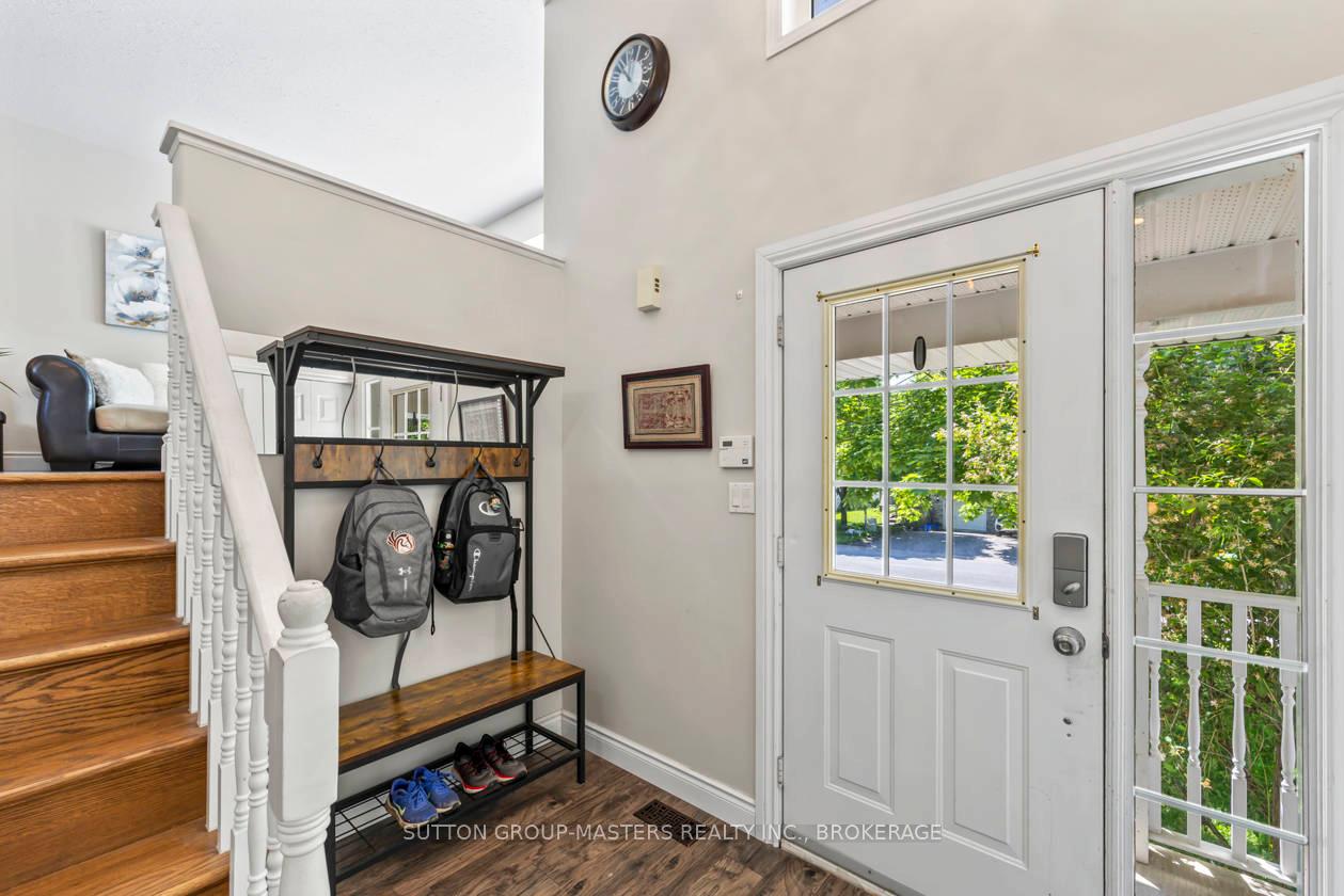 Photo 5 of 466 Fieldstone Drive, Kingston, Kingston East (Incl Barret Crt) — HOMEH