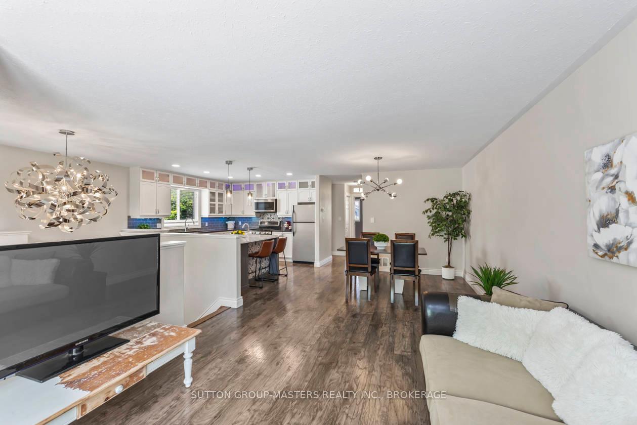 Photo 10 of 466 Fieldstone Drive, Kingston, Kingston East (Incl Barret Crt) — HOMEH
