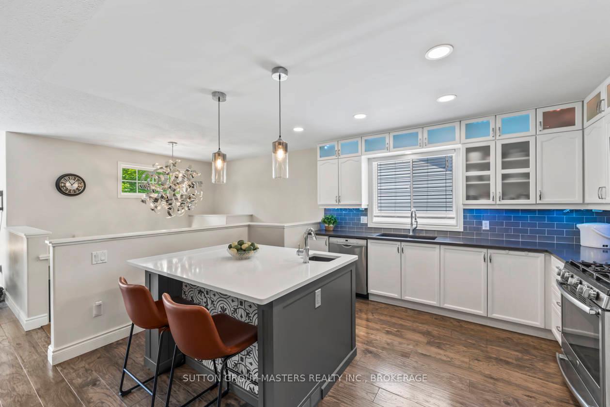 Photo 13 of 466 Fieldstone Drive, Kingston, Kingston East (Incl Barret Crt) — HOMEH