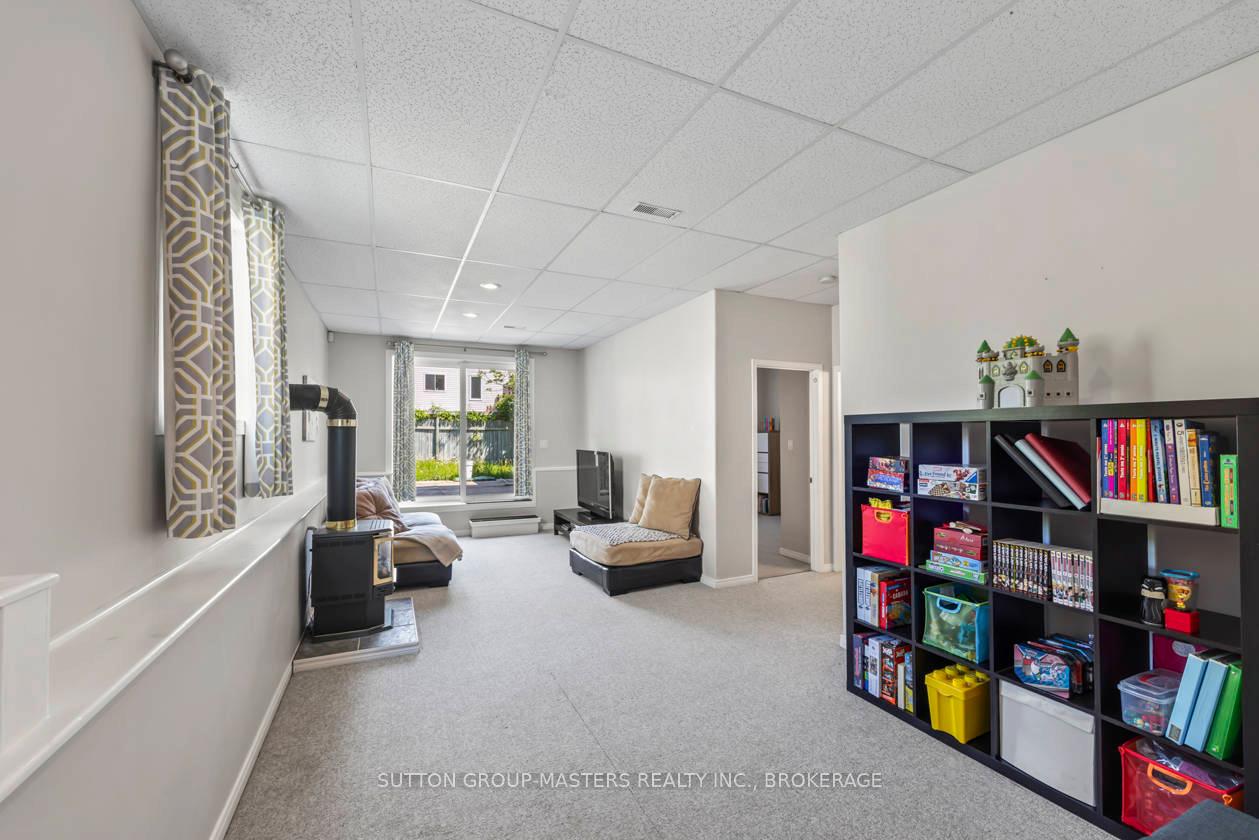 Photo 27 of 466 Fieldstone Drive, Kingston, Kingston East (Incl Barret Crt) — HOMEH