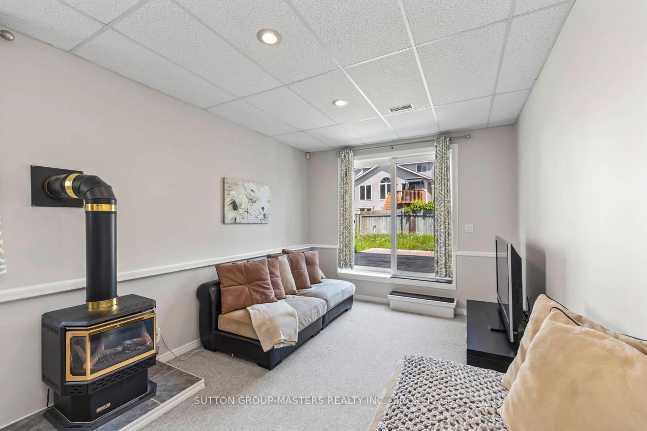 Photo 29 of 466 Fieldstone Drive, Kingston, Kingston East (Incl Barret Crt) — HOMEH
