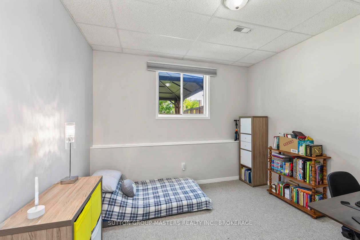 Photo 33 of 466 Fieldstone Drive, Kingston, Kingston East (Incl Barret Crt) — HOMEH