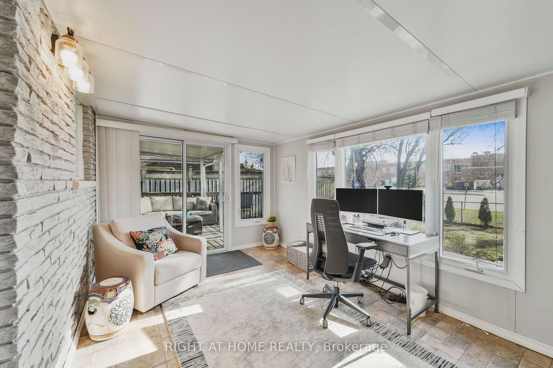 Photo 33 of 6 Jack Court, Markham, Markham Village — HOMEH