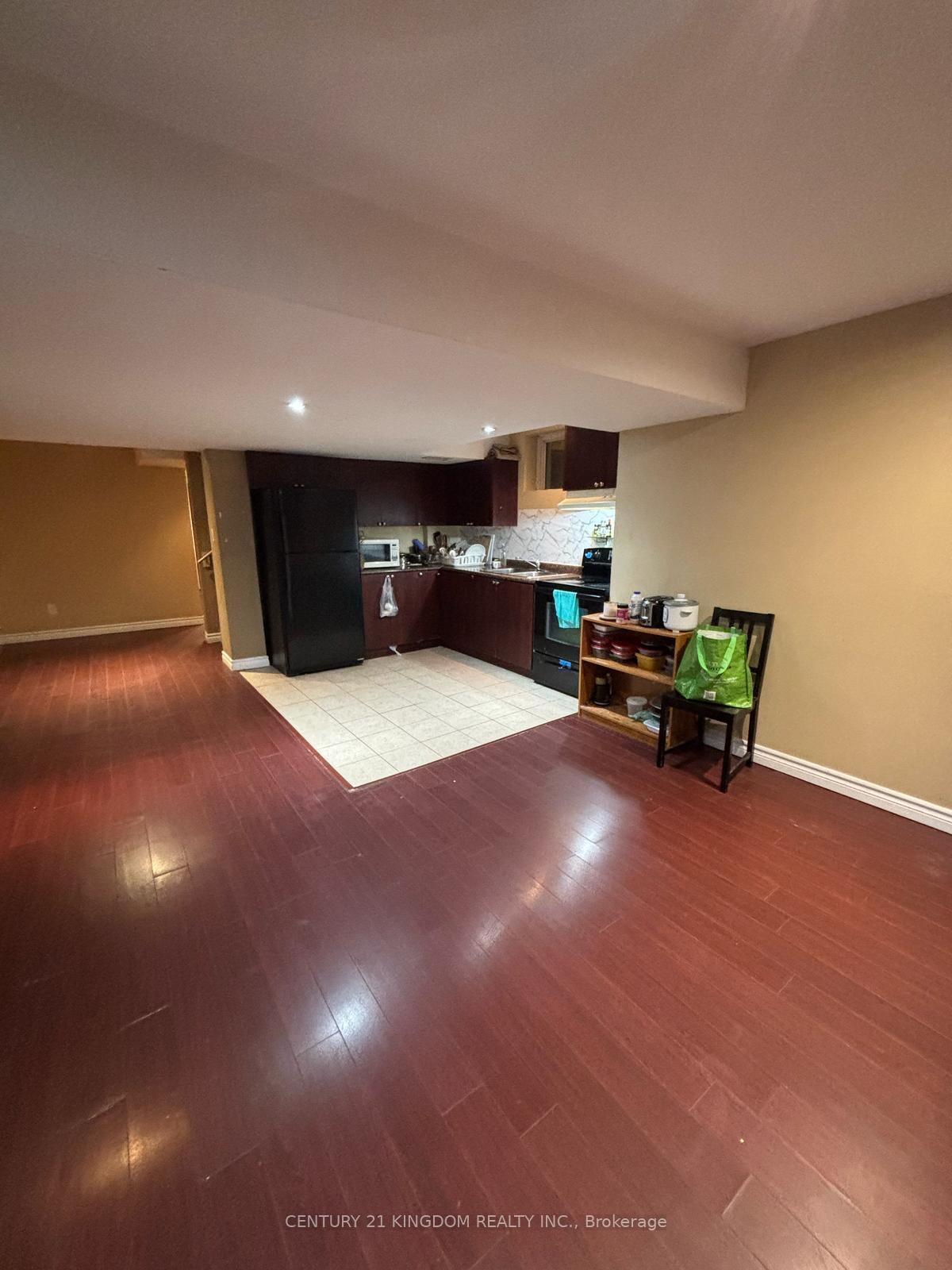 Photo 2 of Unit Bsmt, 223 Dymott Avenue, Milton, Harrison — HOMEH