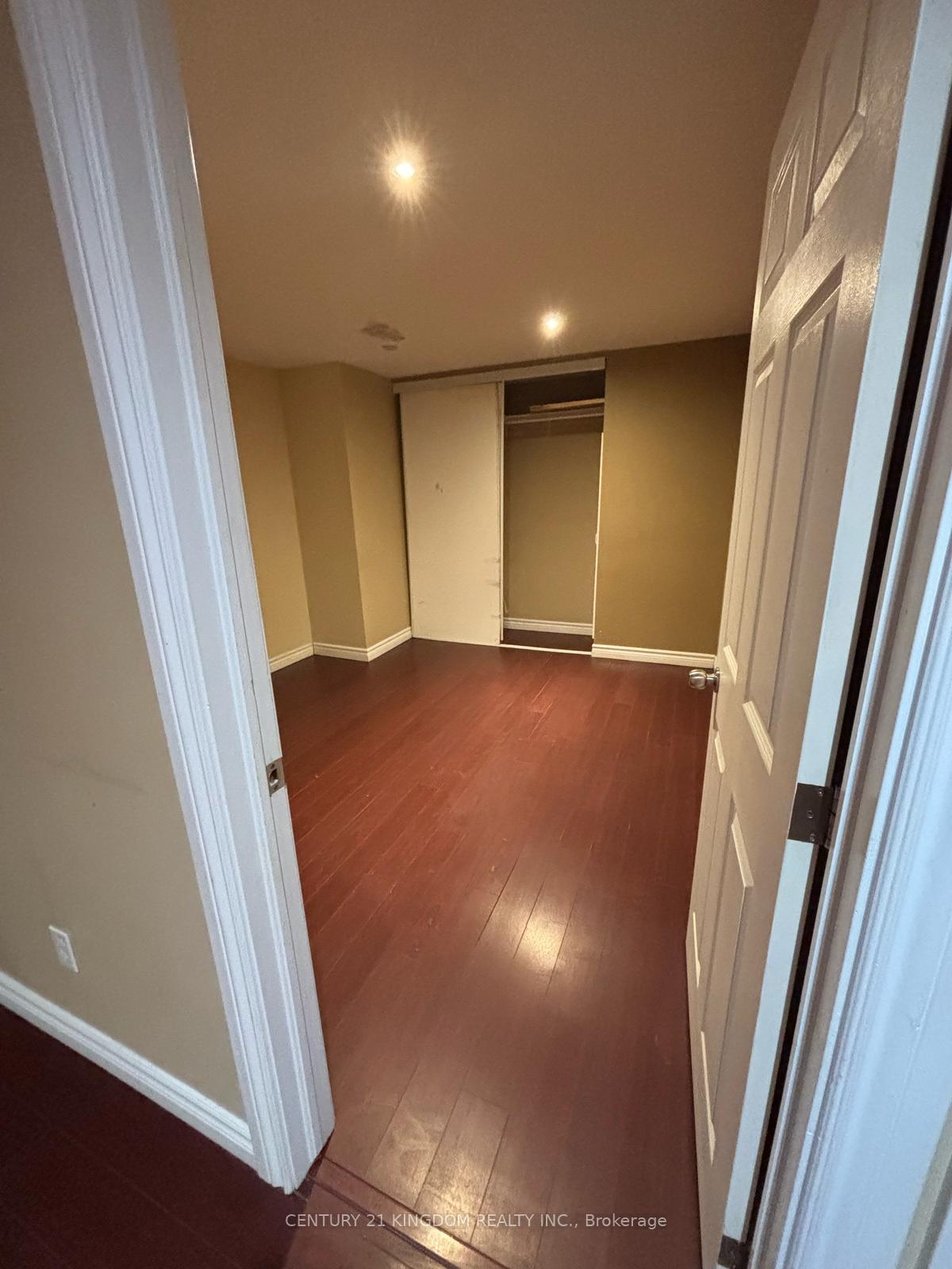 Photo 4 of Unit Bsmt, 223 Dymott Avenue, Milton, Harrison — HOMEH