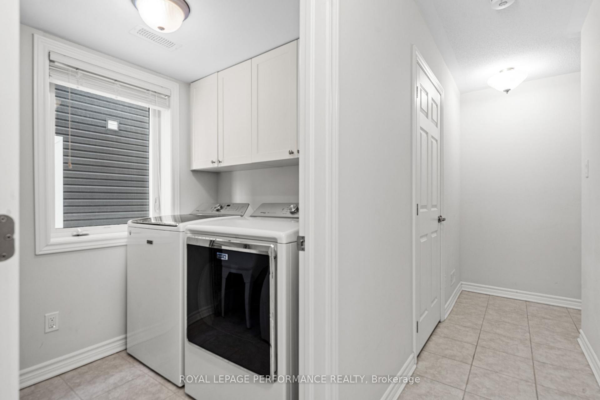 Photo 7 of 30 Squashberry Lane, Ottawa, Kanata - Emerald Meadows/Trailwest — HOMEH