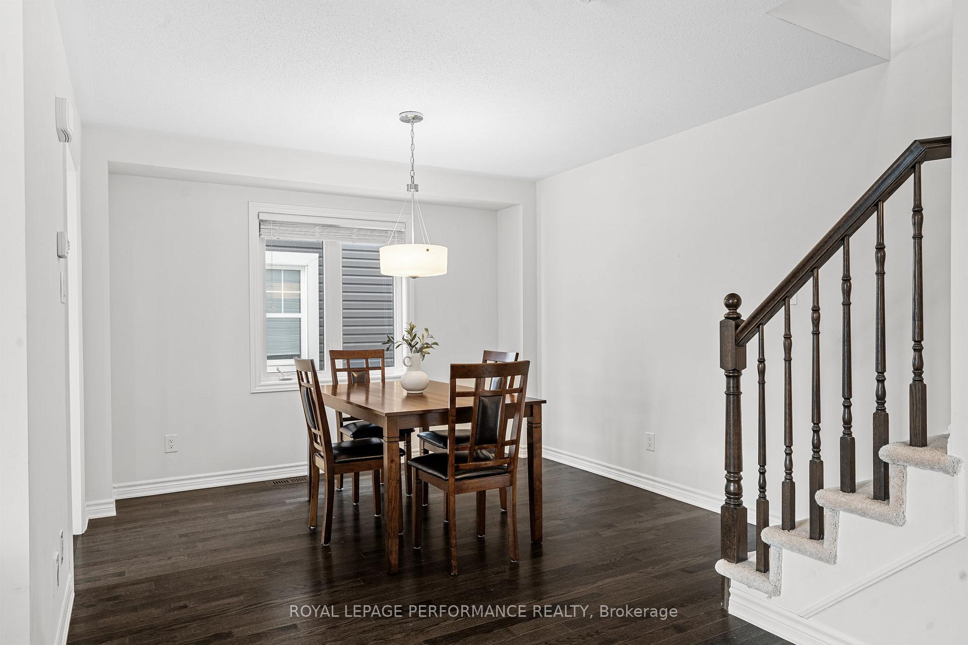 Photo 18 of 30 Squashberry Lane, Ottawa, Kanata - Emerald Meadows/Trailwest — HOMEH