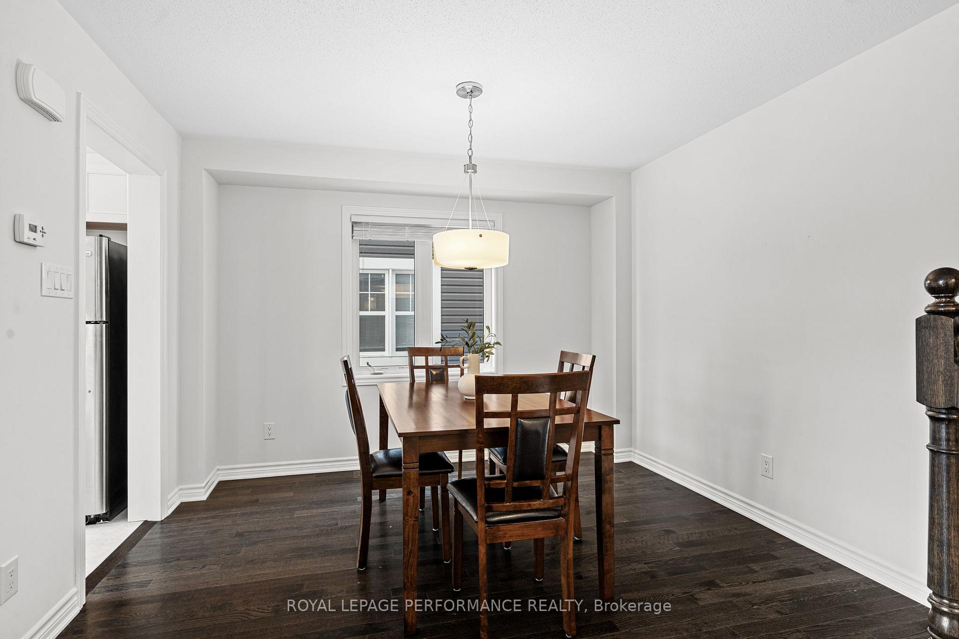 Photo 19 of 30 Squashberry Lane, Ottawa, Kanata - Emerald Meadows/Trailwest — HOMEH