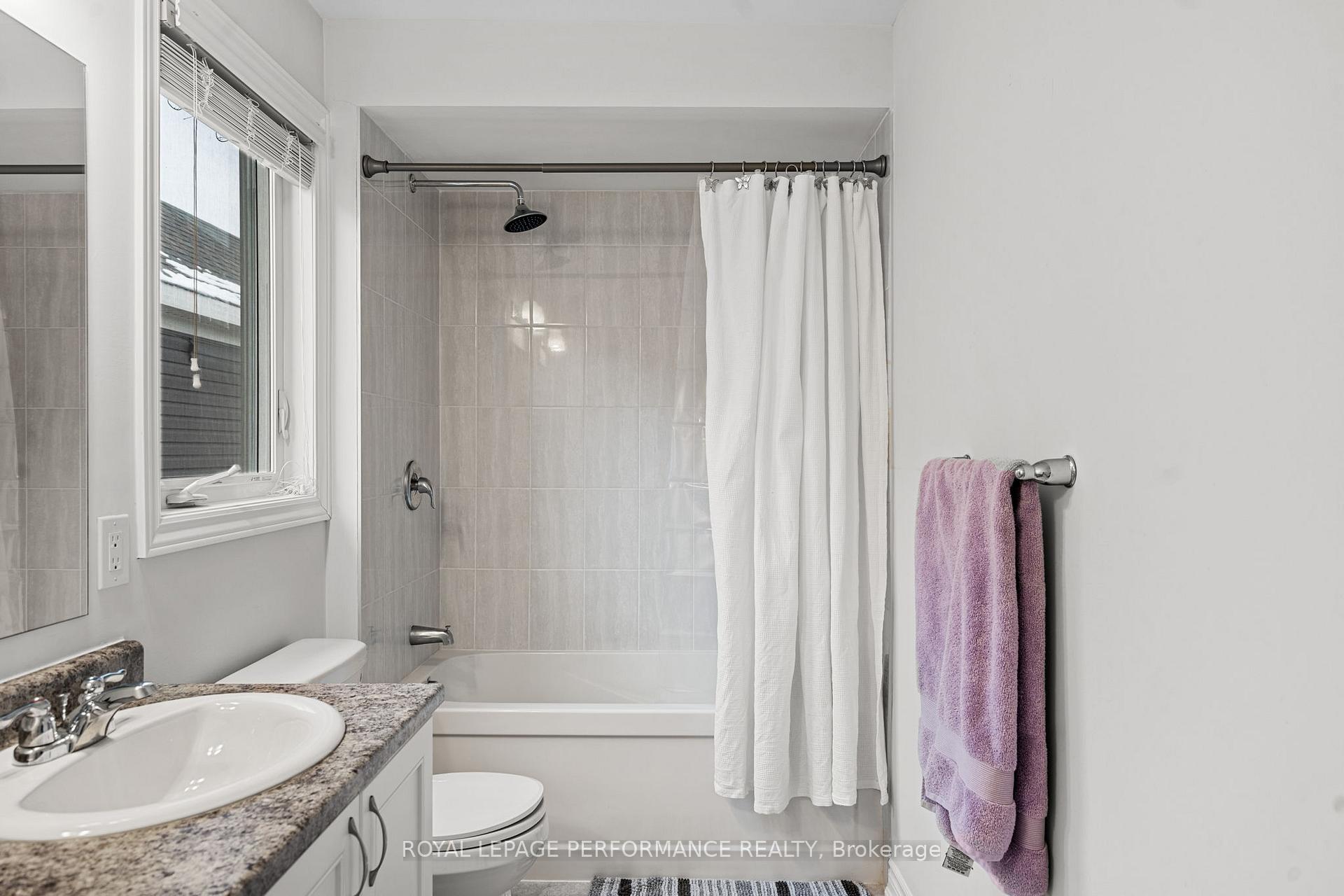Photo 26 of 30 Squashberry Lane, Ottawa, Kanata - Emerald Meadows/Trailwest — HOMEH
