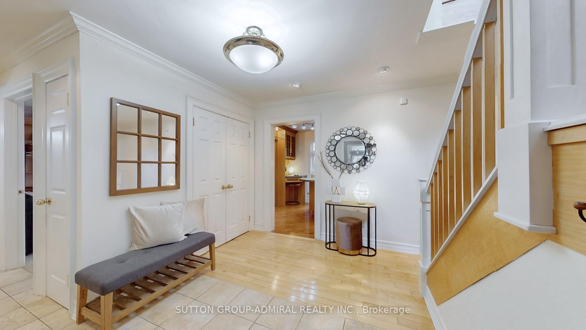 Photo 7 of 104 Kirk Drive, Markham, Royal Orchard — HOMEH