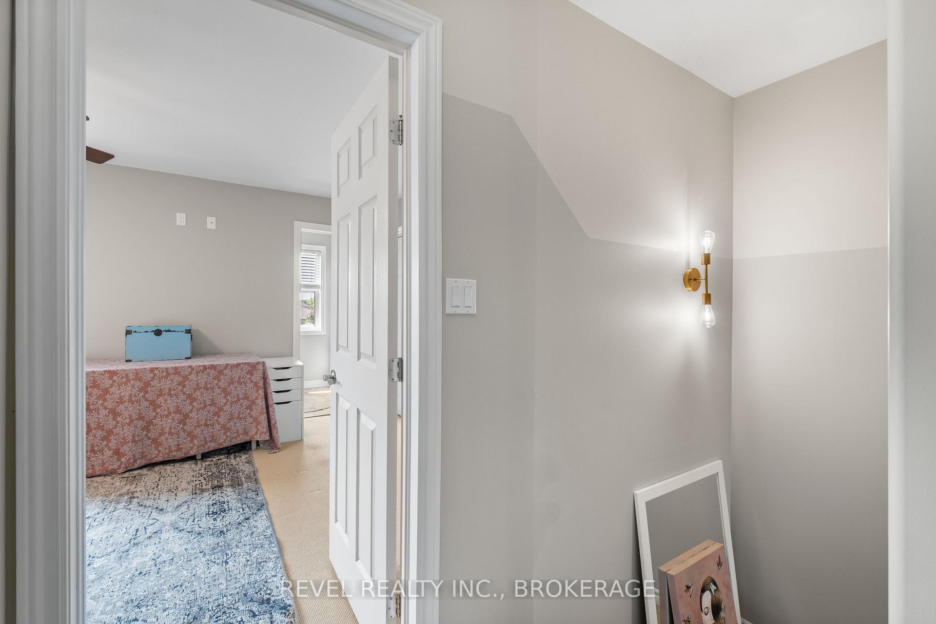 Photo 22 of 669 Augusta Drive, Kingston, City Northwest — HOMEH