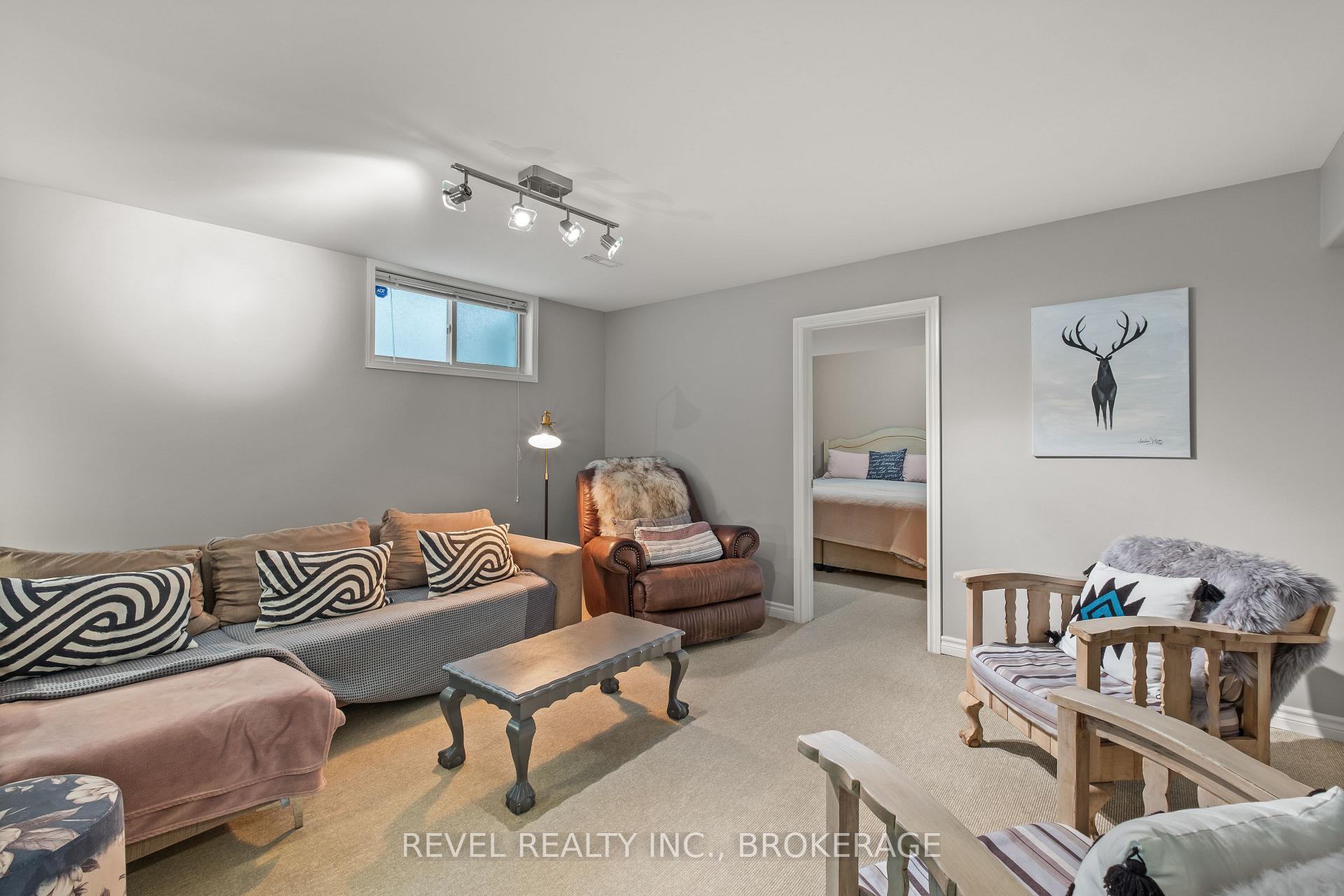 Photo 29 of 669 Augusta Drive, Kingston, City Northwest — HOMEH