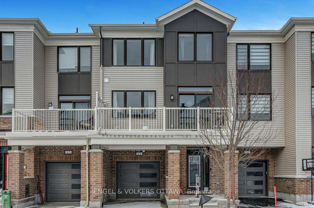 Photo 1 of 13 Caspian Row, Ottawa, Kanata - Emerald Meadows/Trailwest — HOMEH