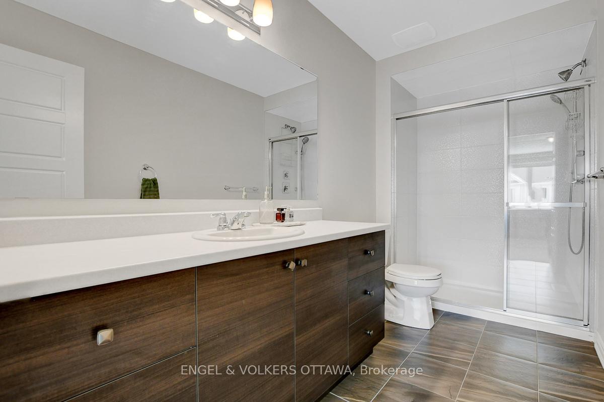 Photo 25 of 13 Caspian Row, Ottawa, Kanata - Emerald Meadows/Trailwest — HOMEH