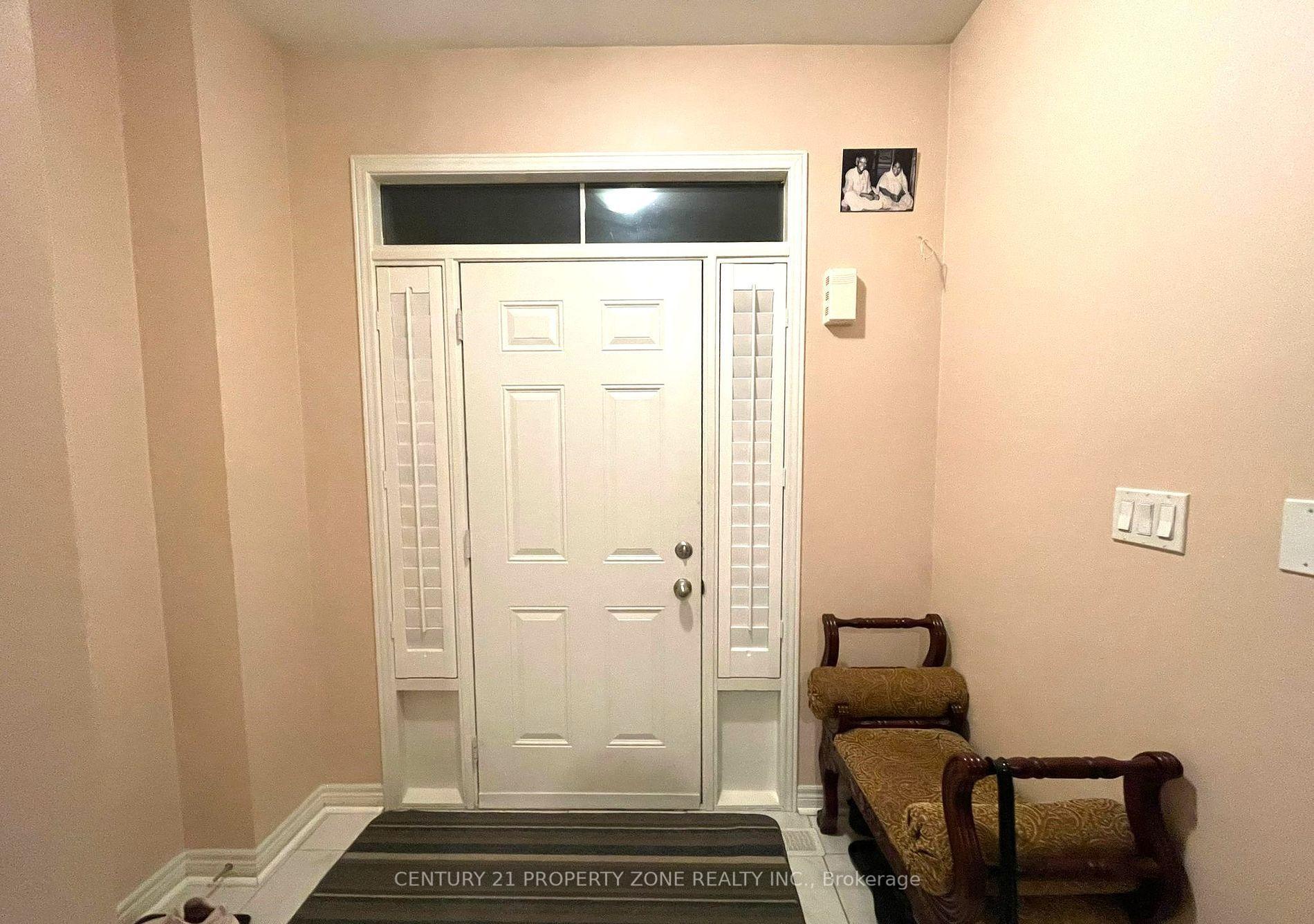 Photo 4 of 62 Bradbury Road, Hamilton, Stoney Creek — HOMEH