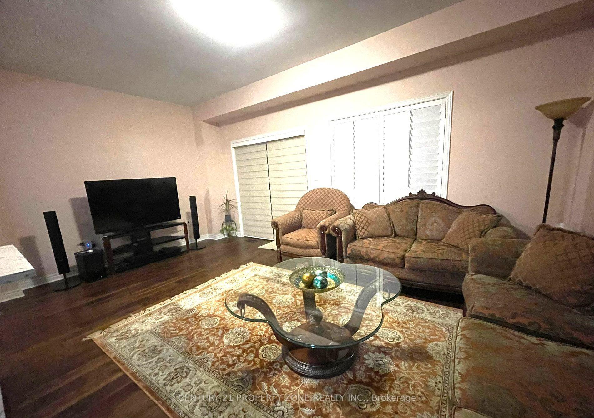Photo 6 of 62 Bradbury Road, Hamilton, Stoney Creek — HOMEH