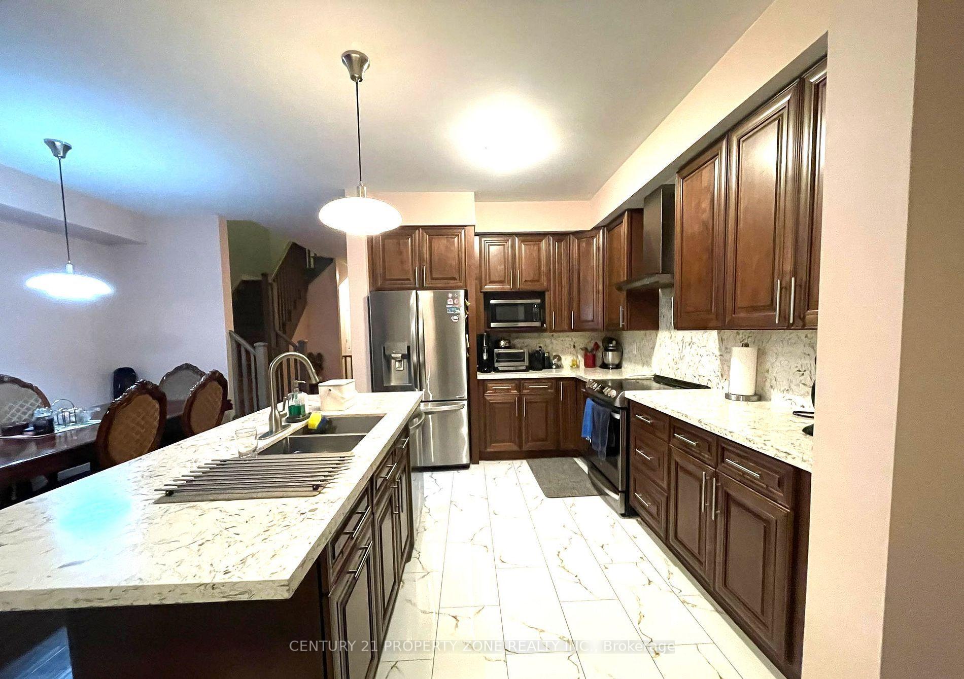 Photo 7 of 62 Bradbury Road, Hamilton, Stoney Creek — HOMEH