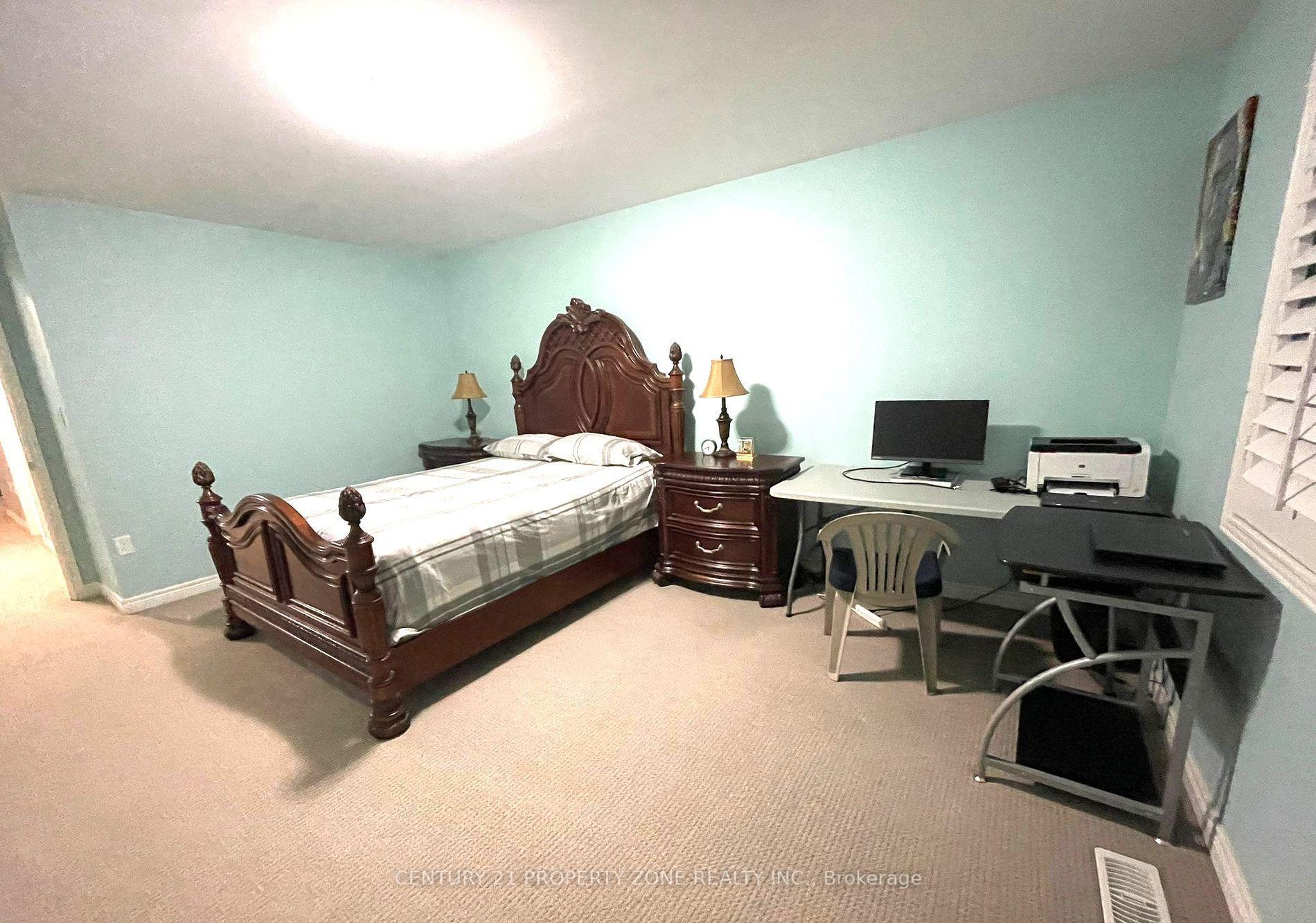Photo 12 of 62 Bradbury Road, Hamilton, Stoney Creek — HOMEH