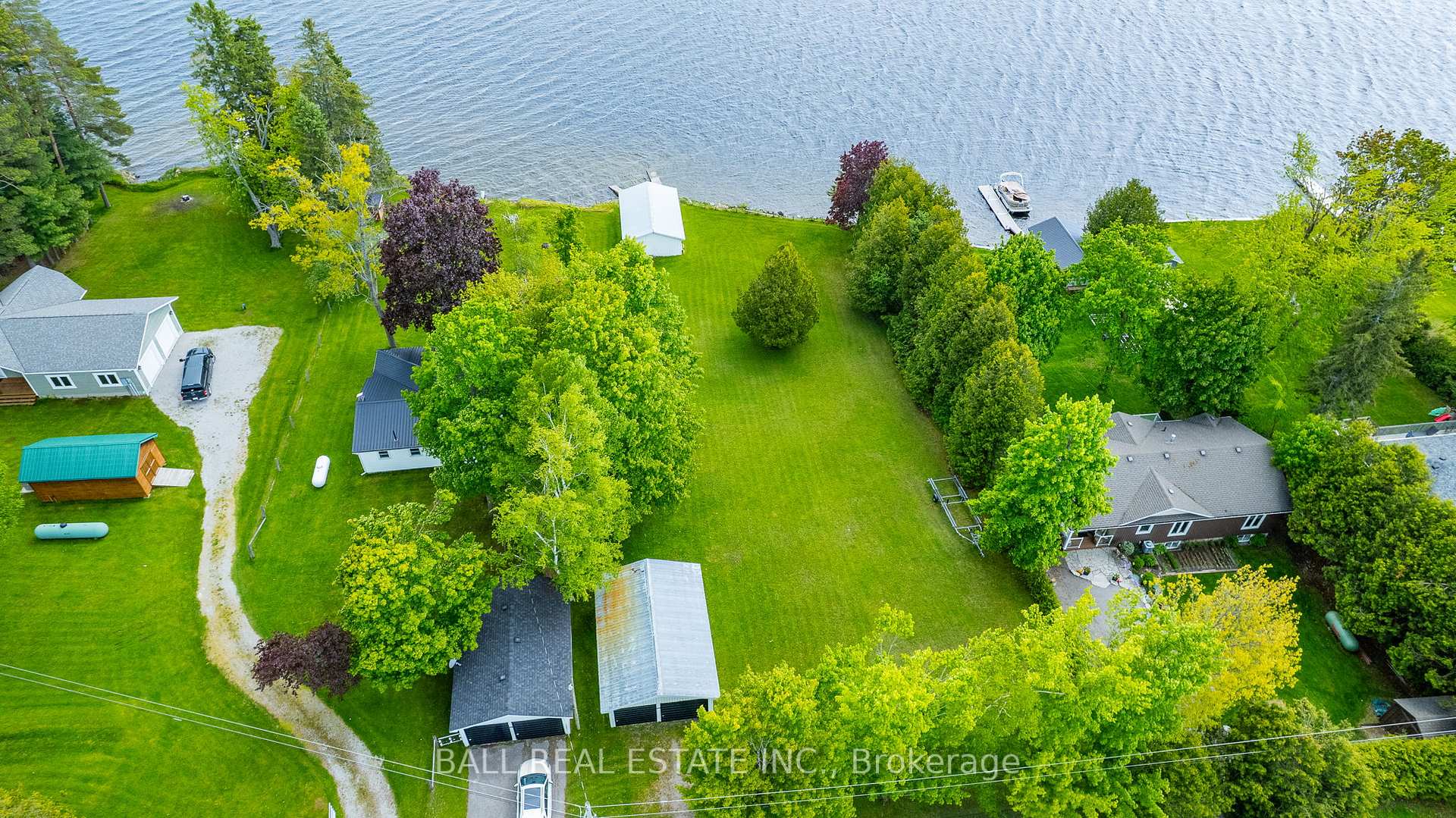 Photo 5 of 278 Lakeshore Drive, Kawartha Lakes, Bobcaygeon — HOMEH