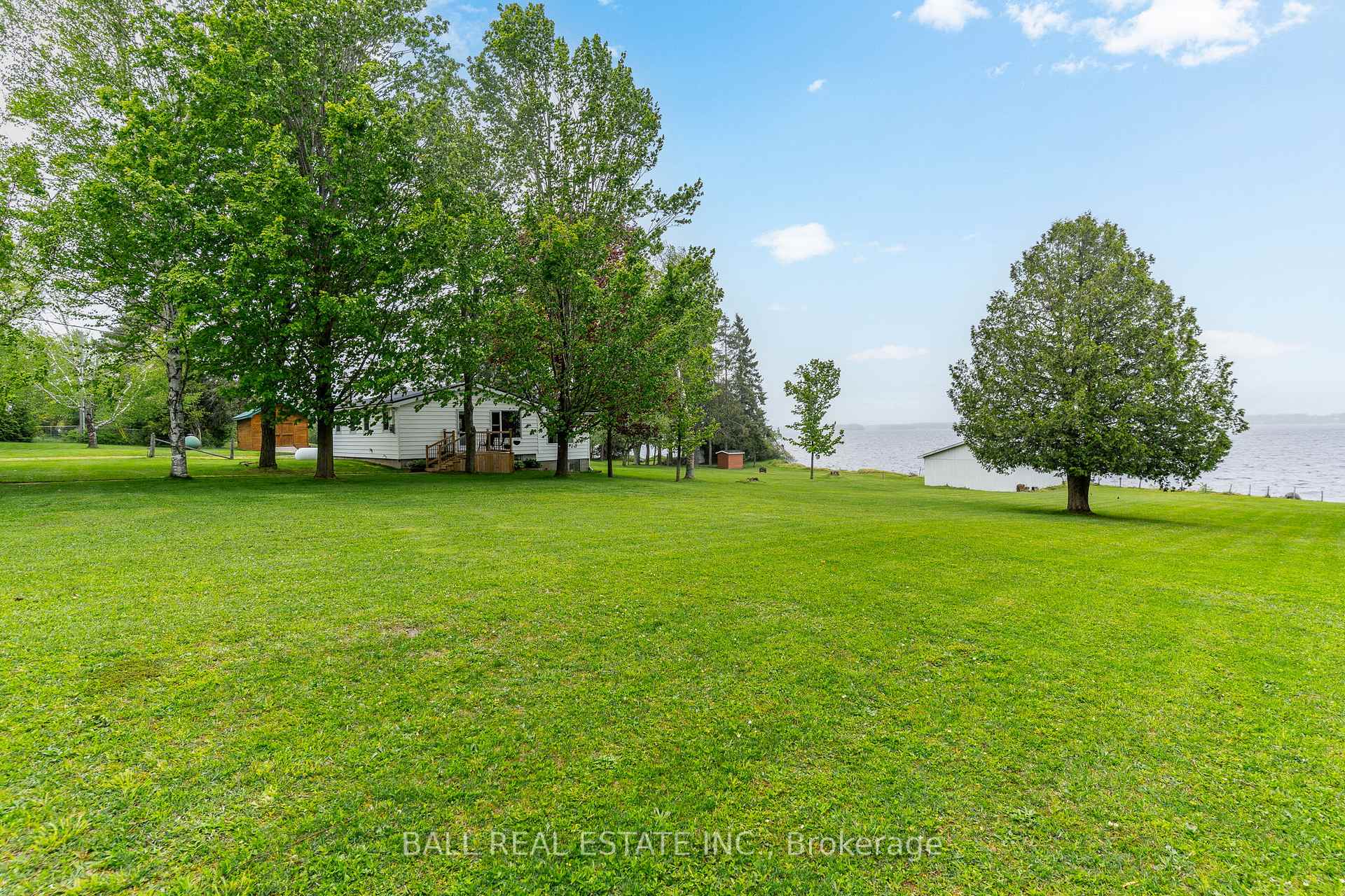 Photo 14 of 278 Lakeshore Drive, Kawartha Lakes, Bobcaygeon — HOMEH