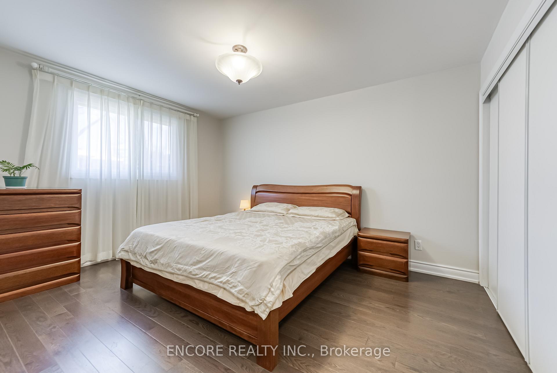Photo 17 of 35 Gainsville Avenue, Markham, Unionville — HOMEH