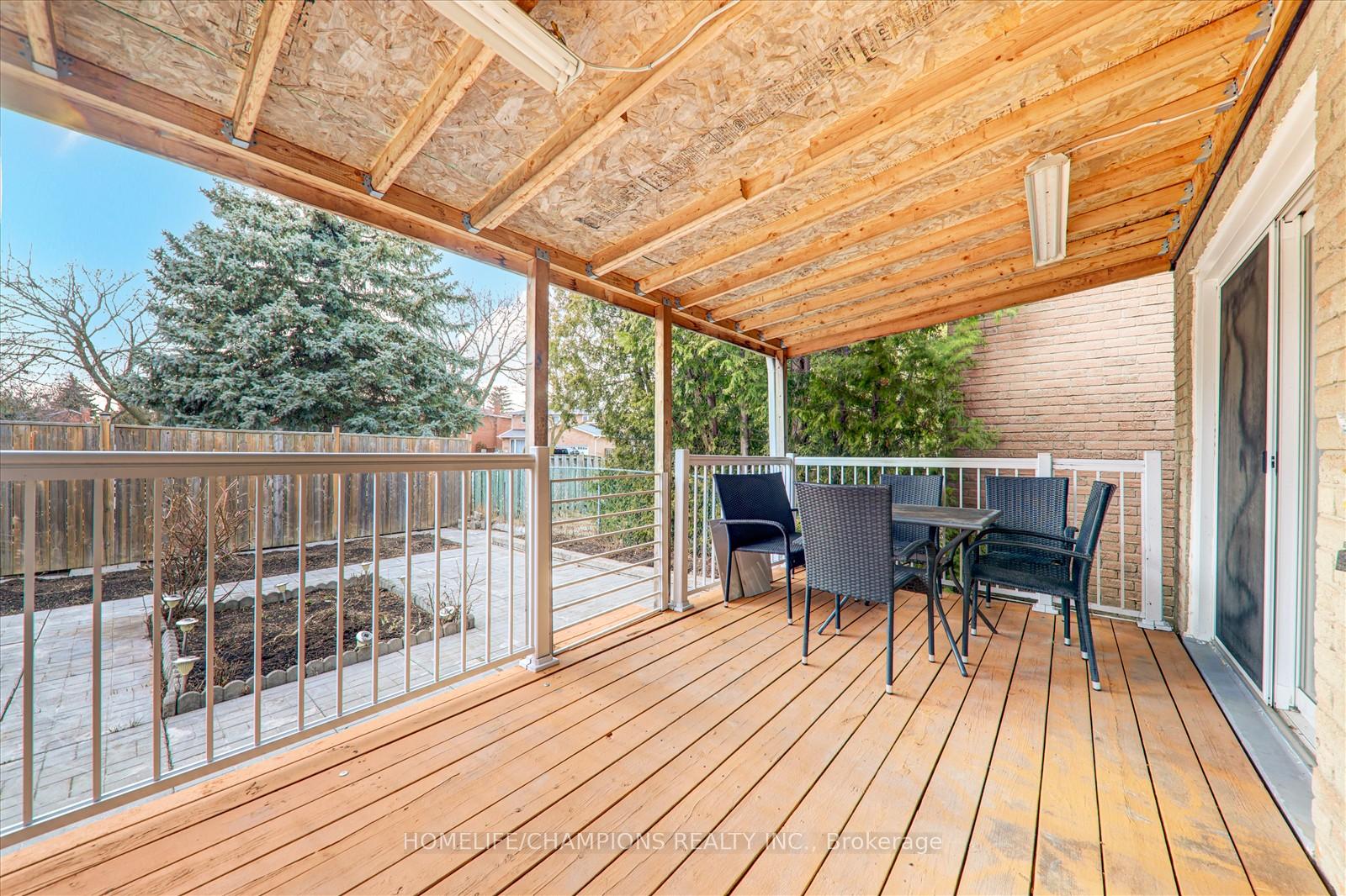 Photo 36 of 4 Croxley Green Drive, Markham, Milliken Mills West — HOMEH