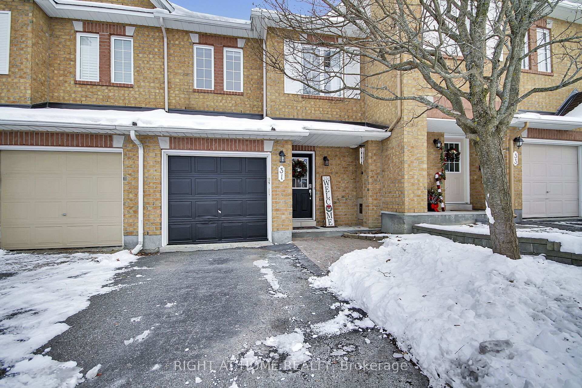 Photo 2 of 31 Scampton Drive, Ottawa, Kanata - Morgan's Grant/South March — HOMEH