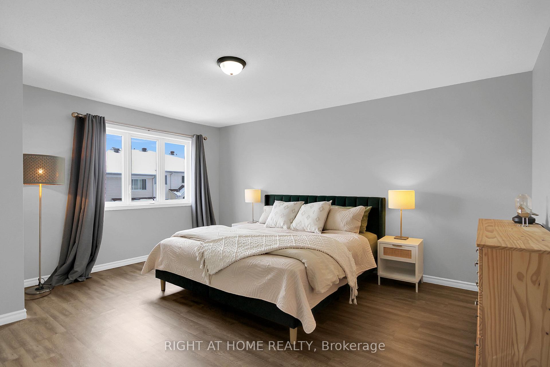 Photo 17 of 31 Scampton Drive, Ottawa, Kanata - Morgan's Grant/South March — HOMEH