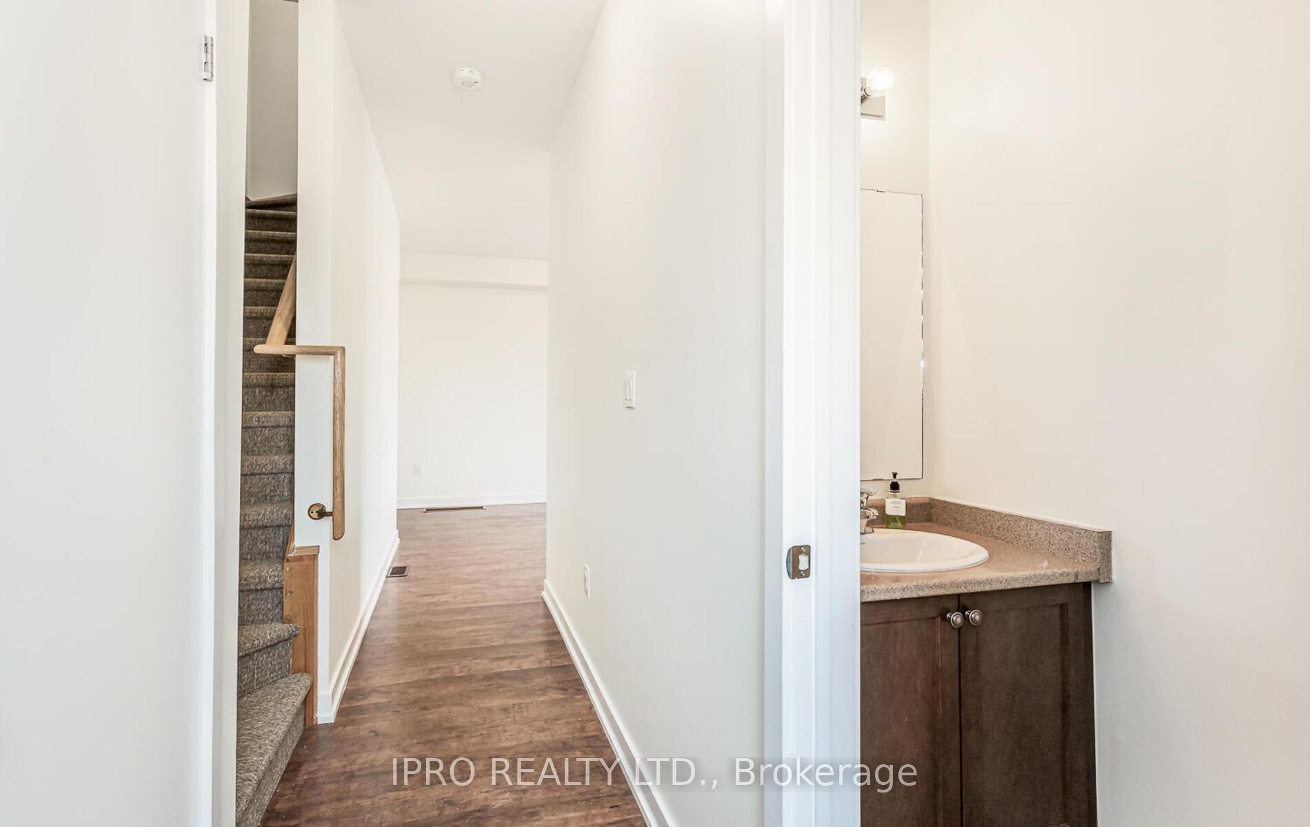 Photo 15 of Unit 43, 590 North Service Road E, Hamilton, Stoney Creek — HOMEH