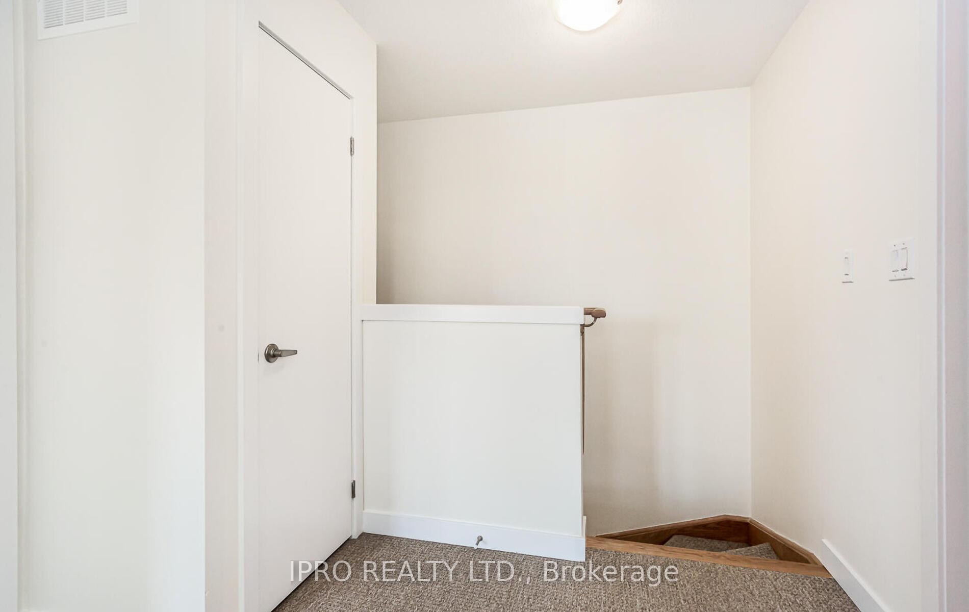 Photo 19 of Unit 43, 590 North Service Road E, Hamilton, Stoney Creek — HOMEH