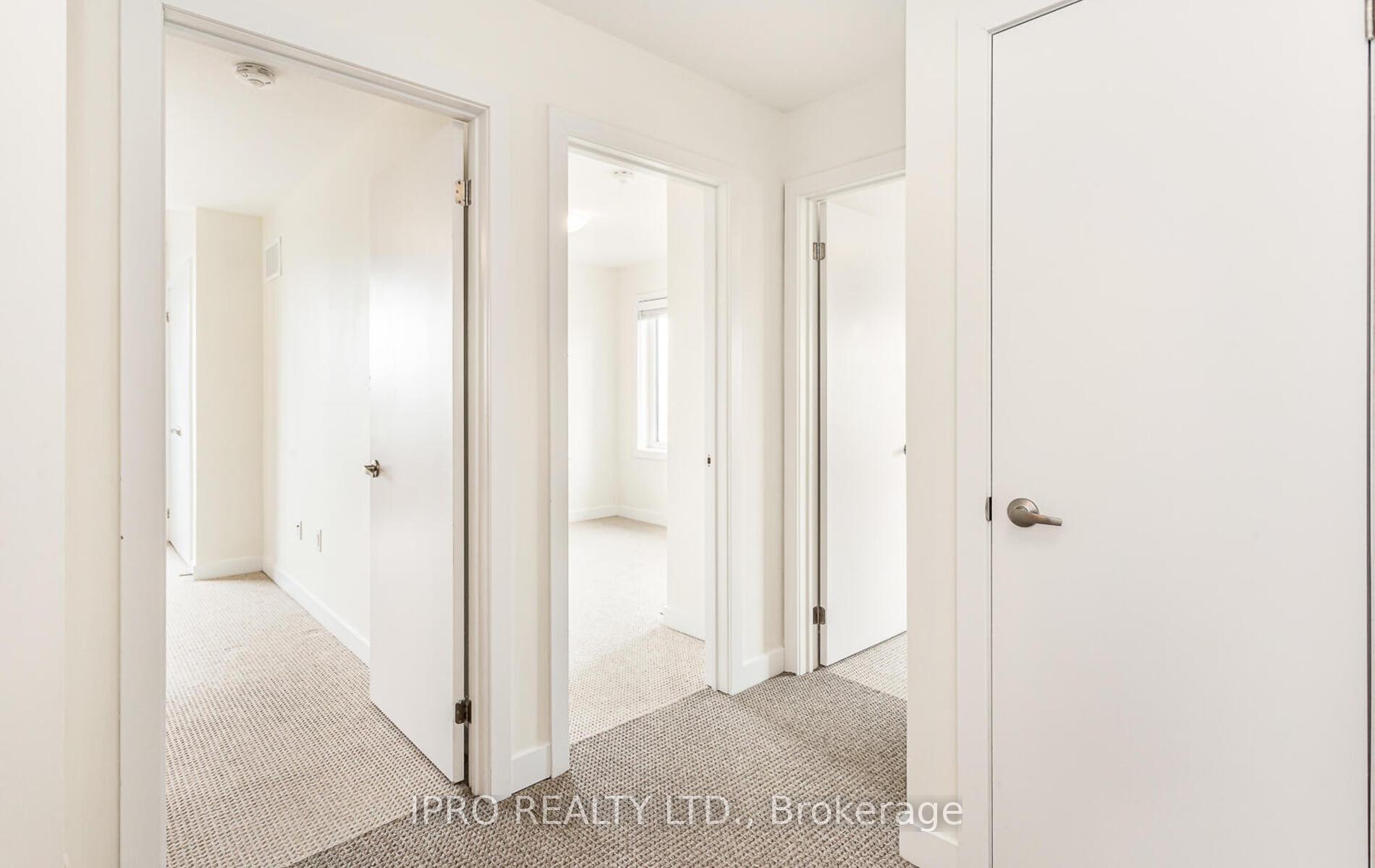 Photo 20 of Unit 43, 590 North Service Road E, Hamilton, Stoney Creek — HOMEH