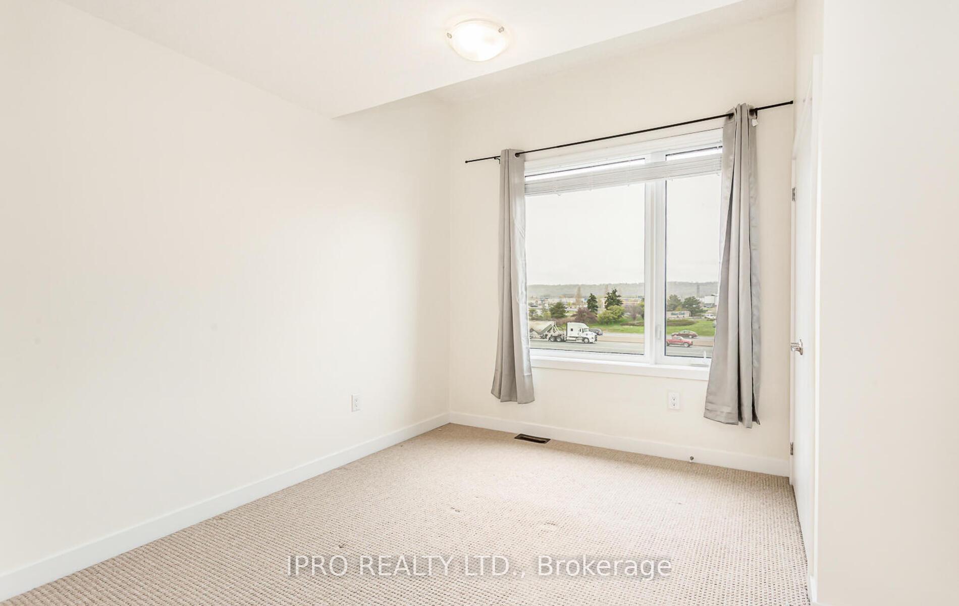 Photo 21 of Unit 43, 590 North Service Road E, Hamilton, Stoney Creek — HOMEH