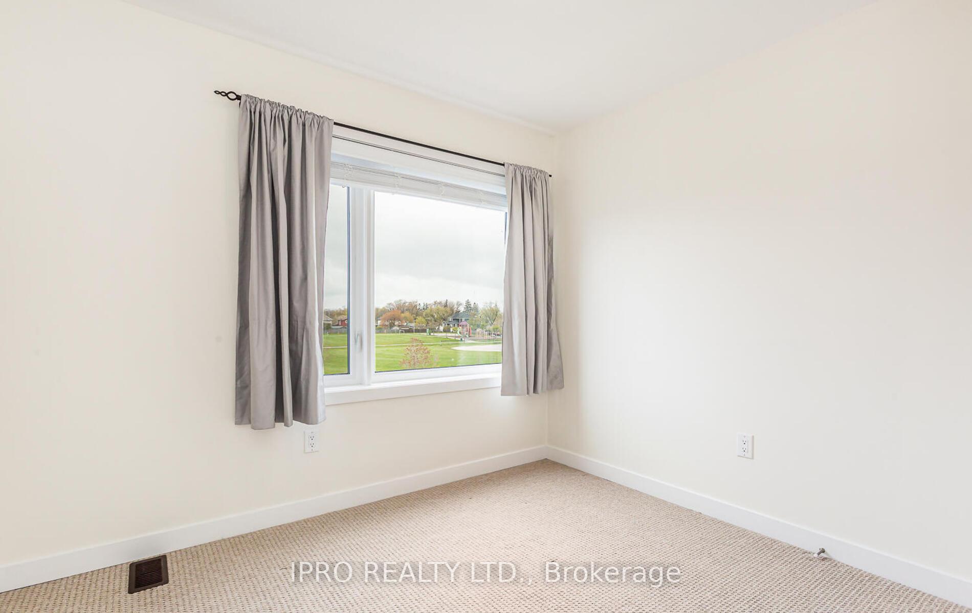 Photo 27 of Unit 43, 590 North Service Road E, Hamilton, Stoney Creek — HOMEH