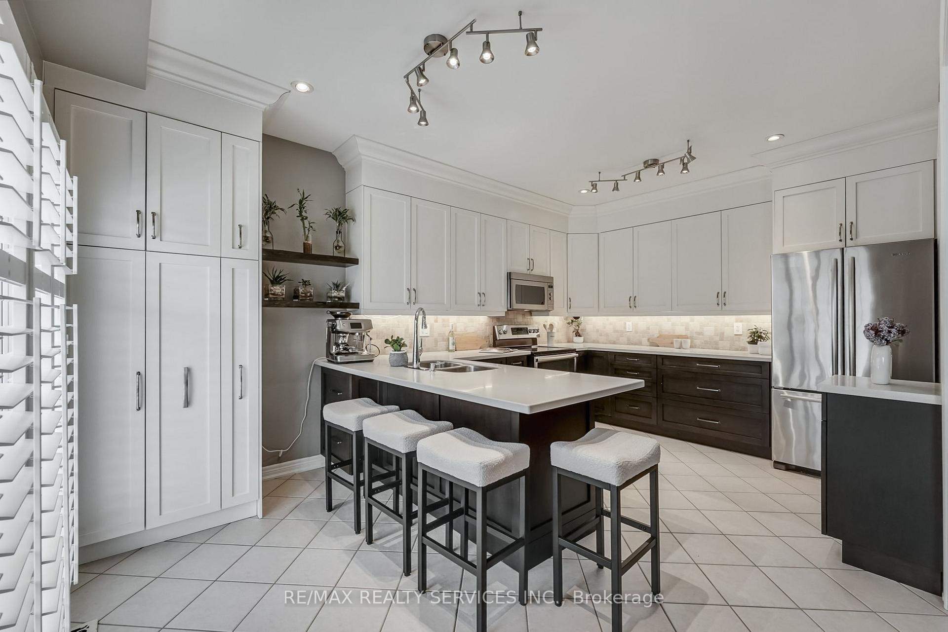 Photo 9 of 194 Cooke Crescent, Milton, Dempsey — HOMEH