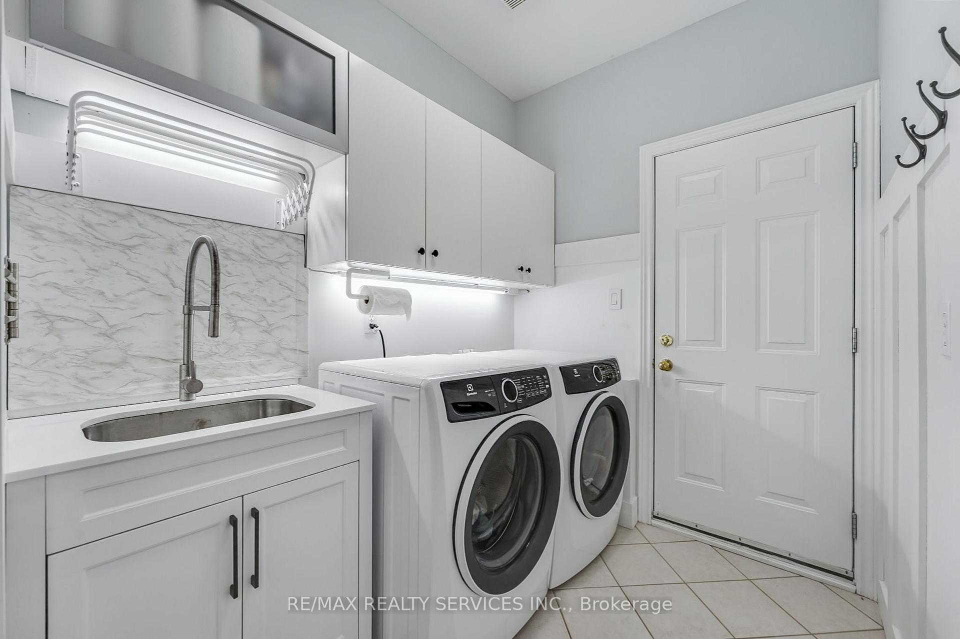 Photo 22 of 194 Cooke Crescent, Milton, Dempsey — HOMEH
