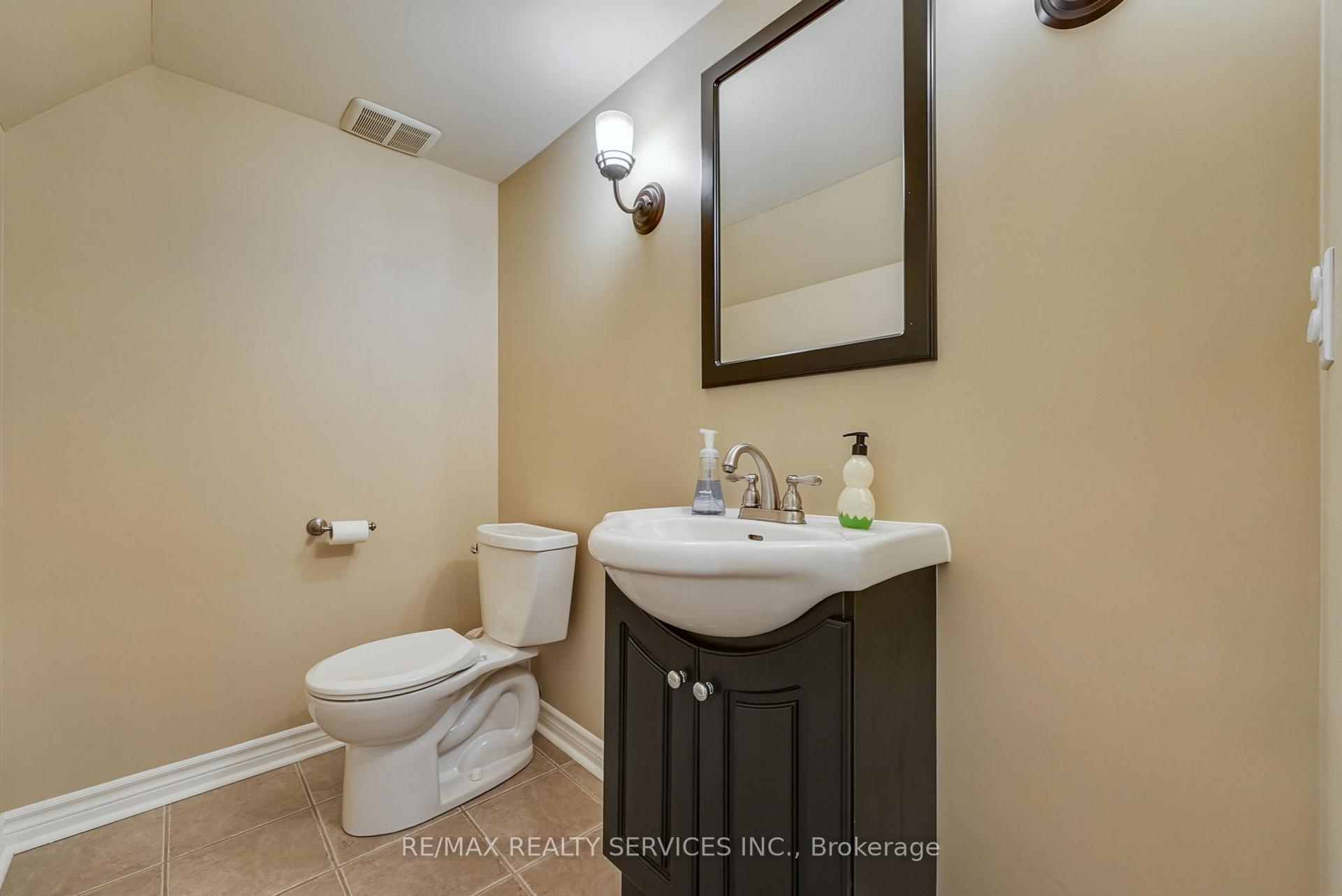 Photo 26 of 194 Cooke Crescent, Milton, Dempsey — HOMEH