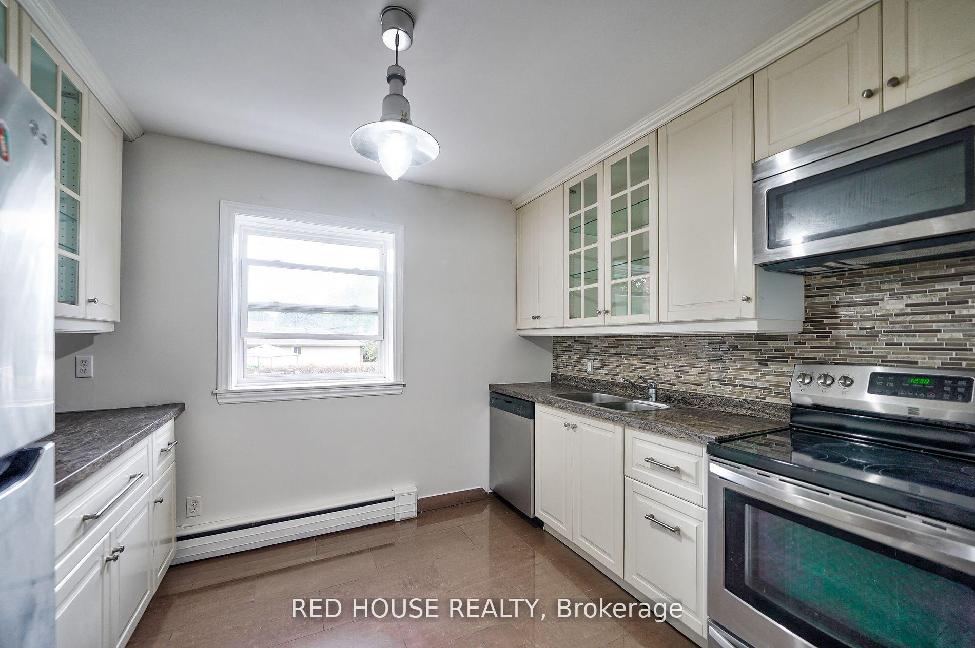 Photo 6 of Unit 3, 75 East Street S, Hamilton, Dundas — HOMEH