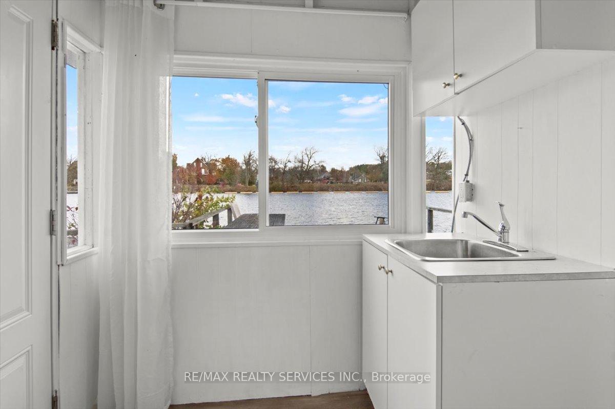 Photo 27 of 44 Circle Drive, Kawartha Lakes, Fenelon Falls — HOMEH