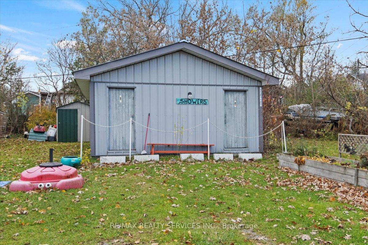 Photo 40 of 44 Circle Drive, Kawartha Lakes, Fenelon Falls — HOMEH