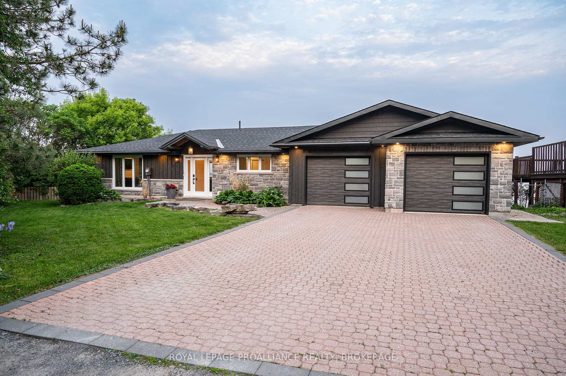 Photo 1 of 39 Rudd Avenue, Kingston, Kingston East (incl CFB Kingston) — HOMEH