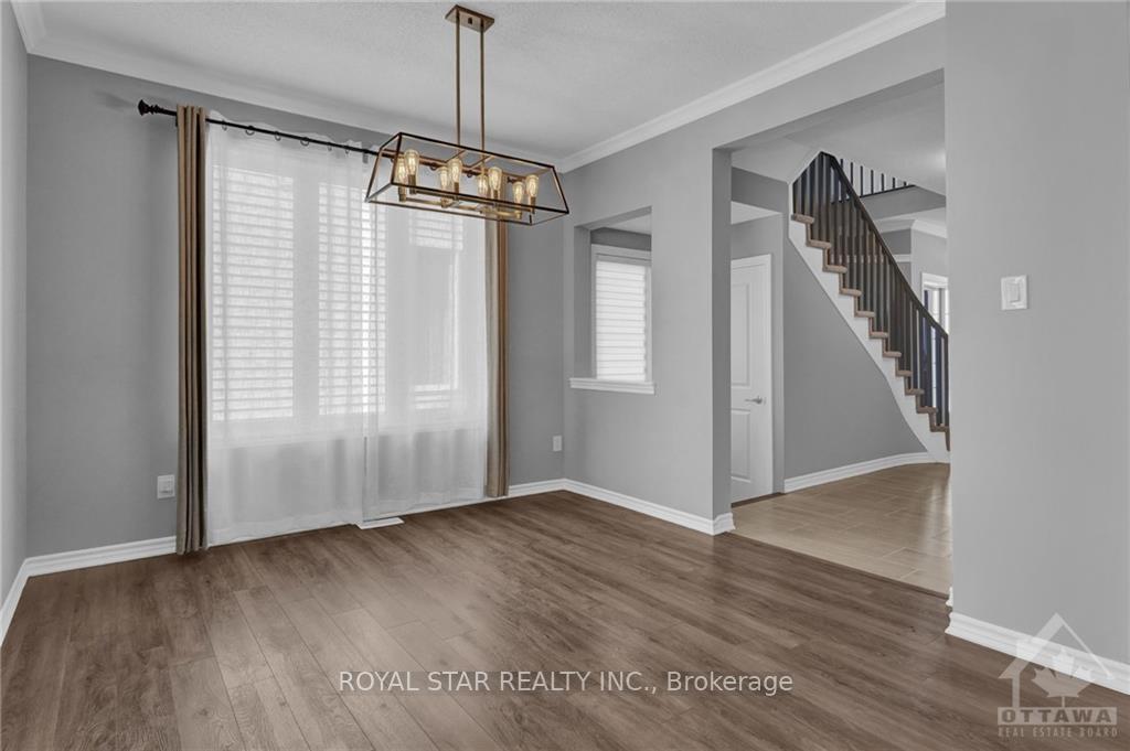 Photo 7 of 1012 Laburnum Walk, Ottawa, Kanata - Emerald Meadows/Trailwest — HOMEH
