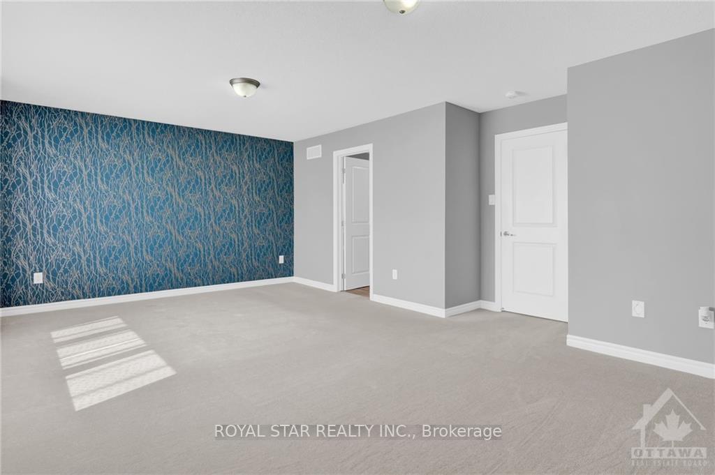 Photo 17 of 1012 Laburnum Walk, Ottawa, Kanata - Emerald Meadows/Trailwest — HOMEH