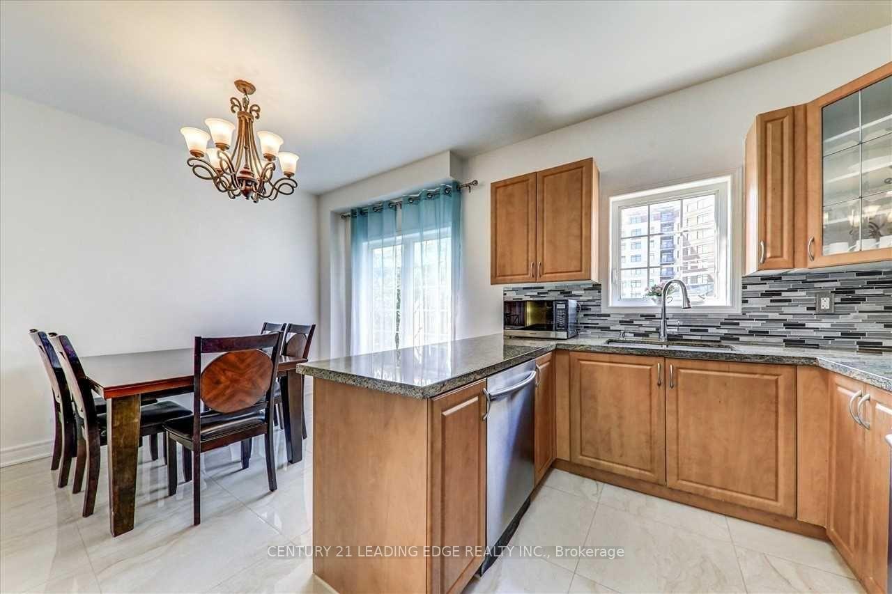 Photo 8 of Unit Main, 52 Lahore Crescent, Markham, Cedarwood — HOMEH