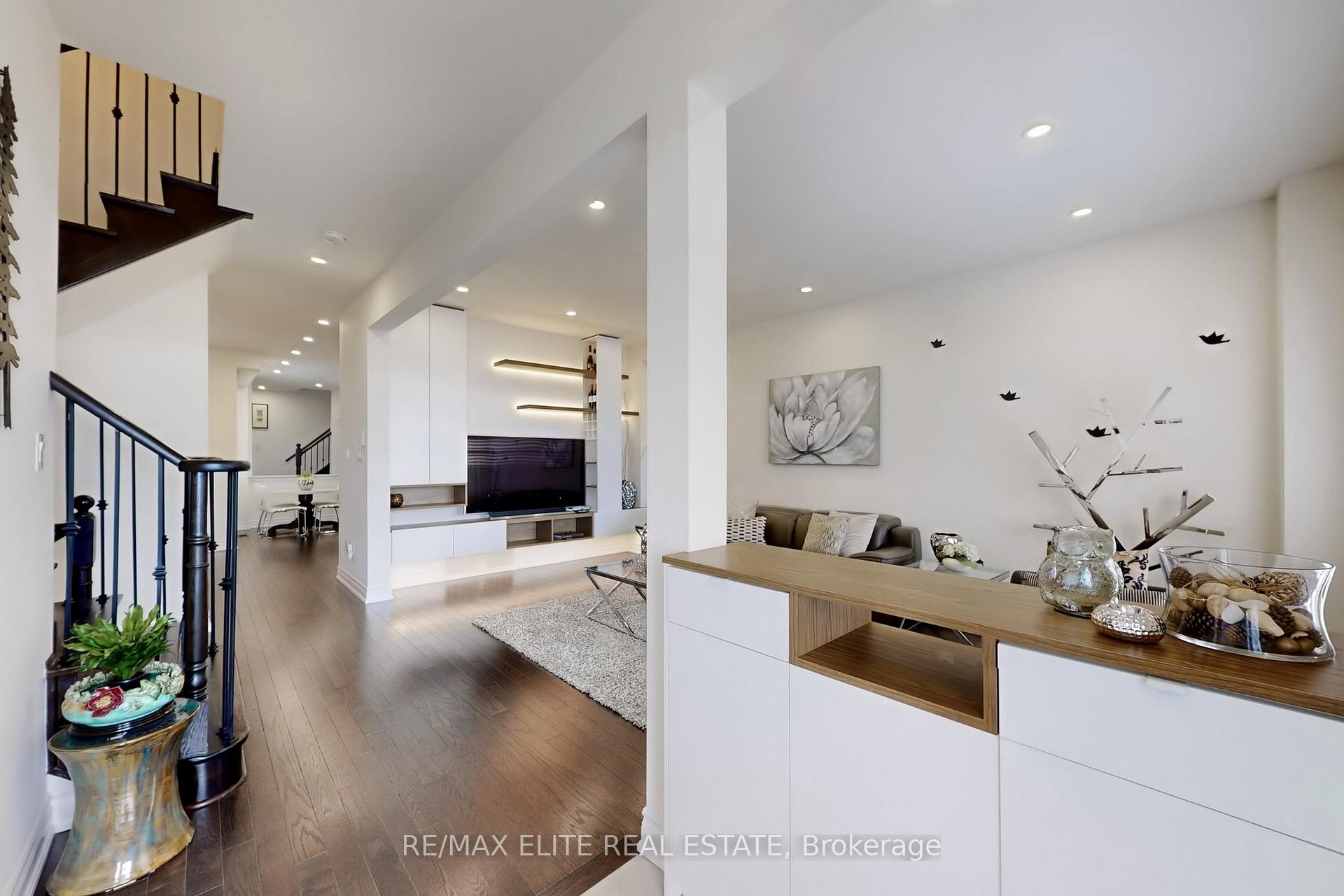 Photo 2 of 339 William Forster Road, Markham, Cornell — HOMEH