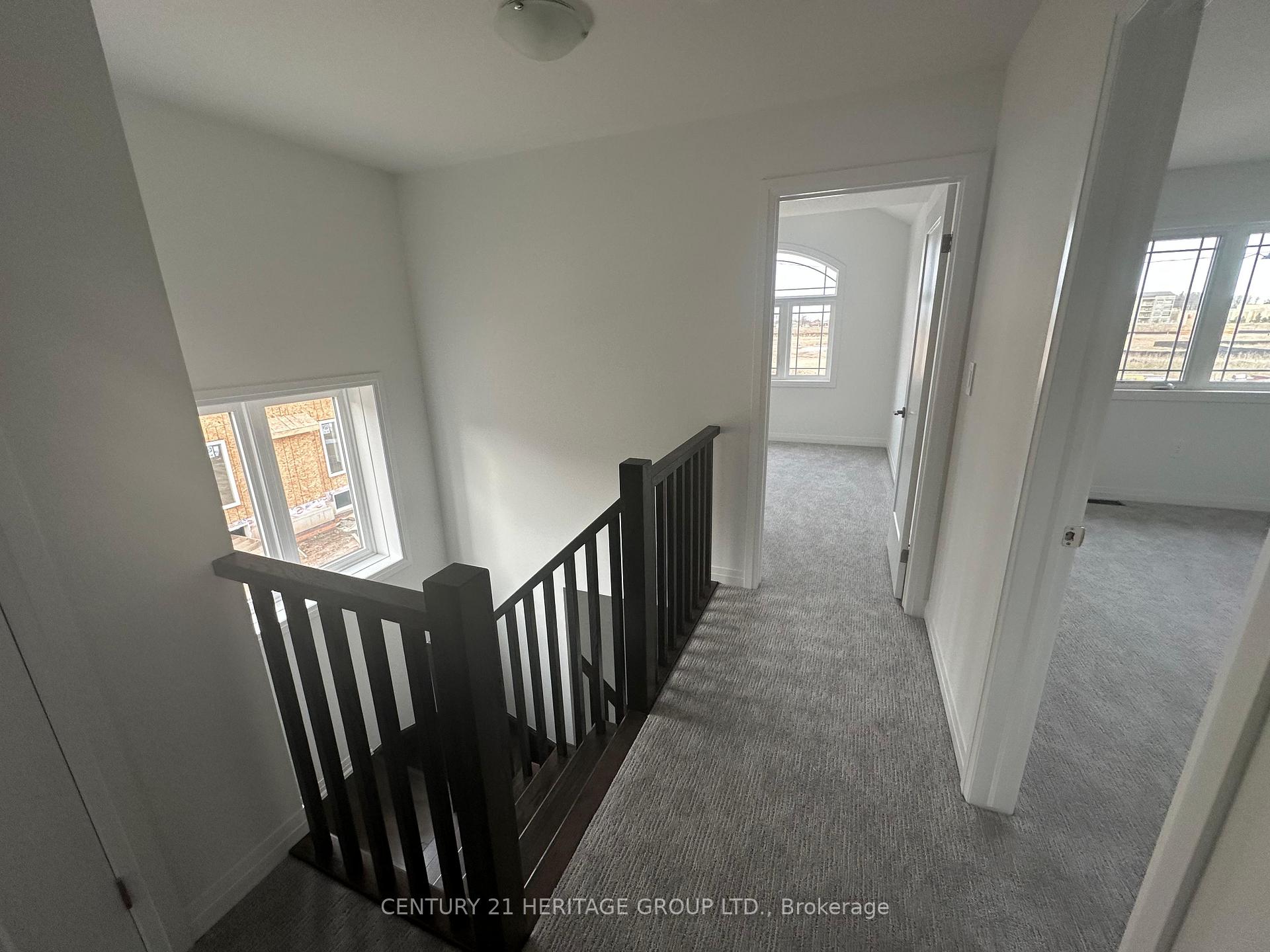 Photo 9 of 219 Cittadella Boulevard, Hamilton, Hannon — HOMEH