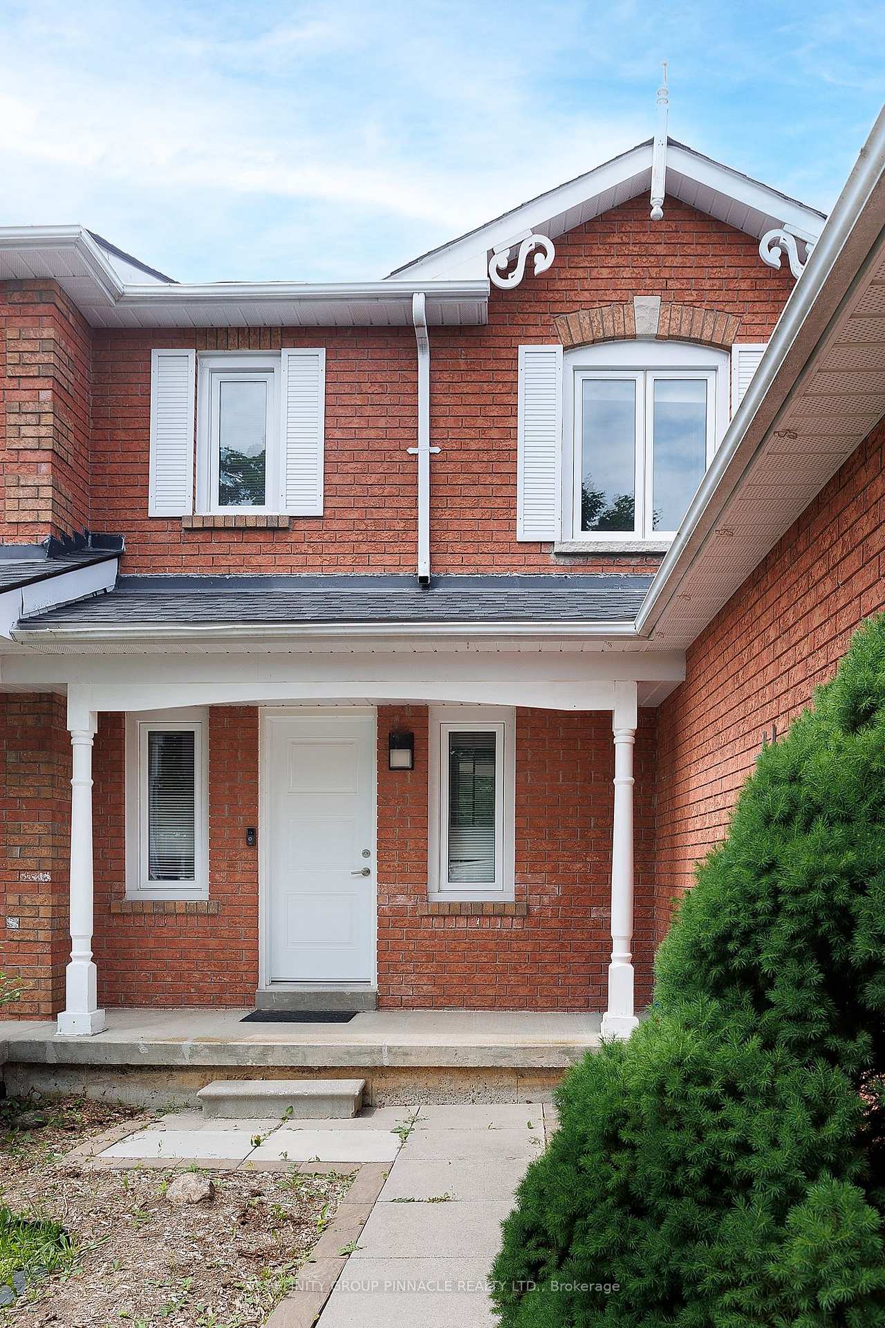 Photo 5 of 26 Flavelle Crescent, Kawartha Lakes, Lindsay — HOMEH