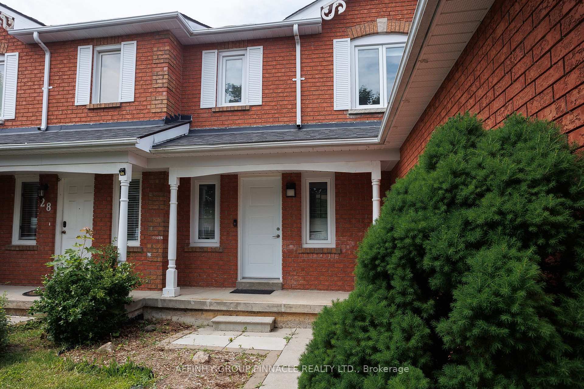 Photo 6 of 26 Flavelle Crescent, Kawartha Lakes, Lindsay — HOMEH