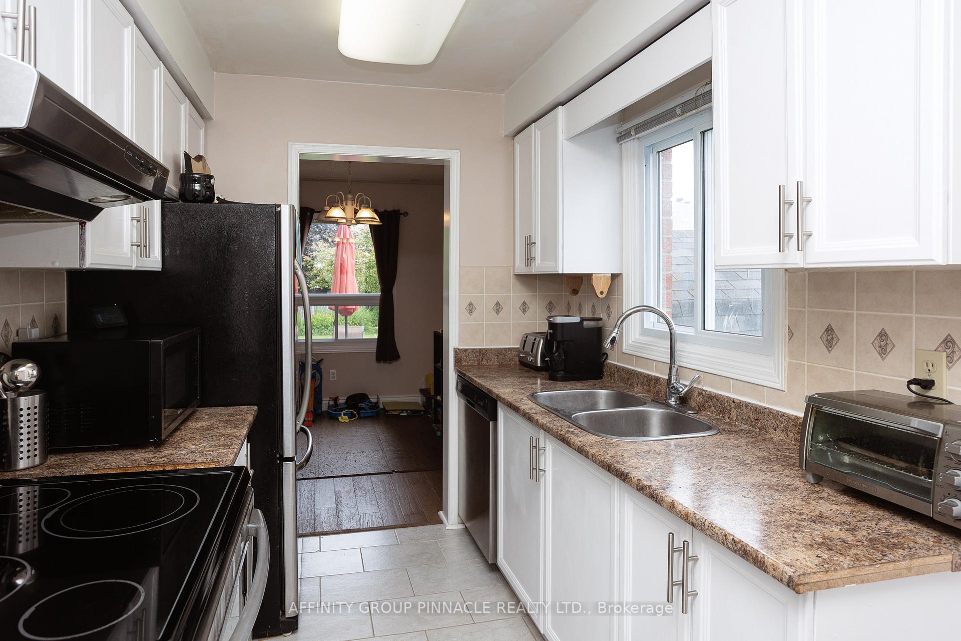 Photo 9 of 26 Flavelle Crescent, Kawartha Lakes, Lindsay — HOMEH
