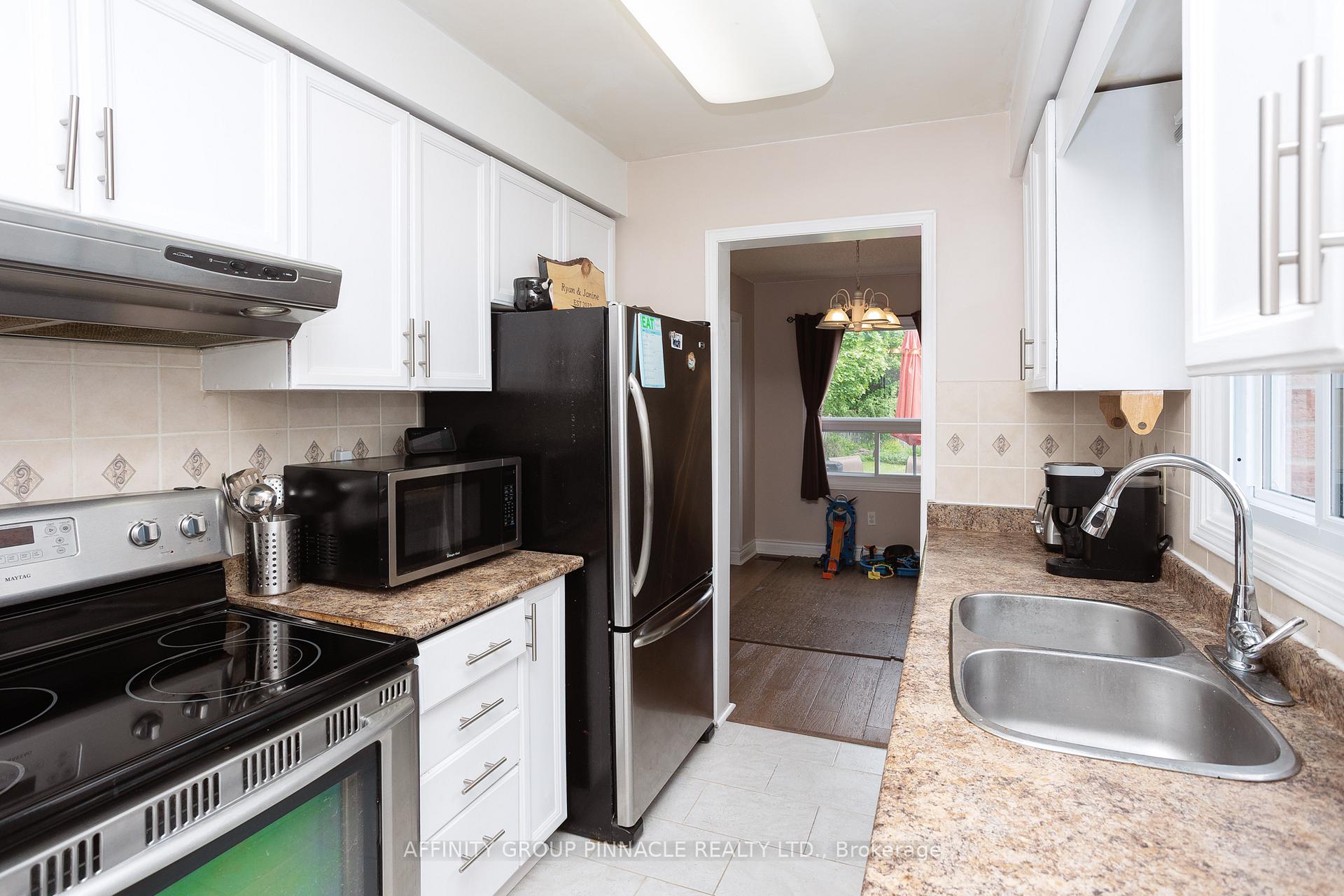 Photo 10 of 26 Flavelle Crescent, Kawartha Lakes, Lindsay — HOMEH