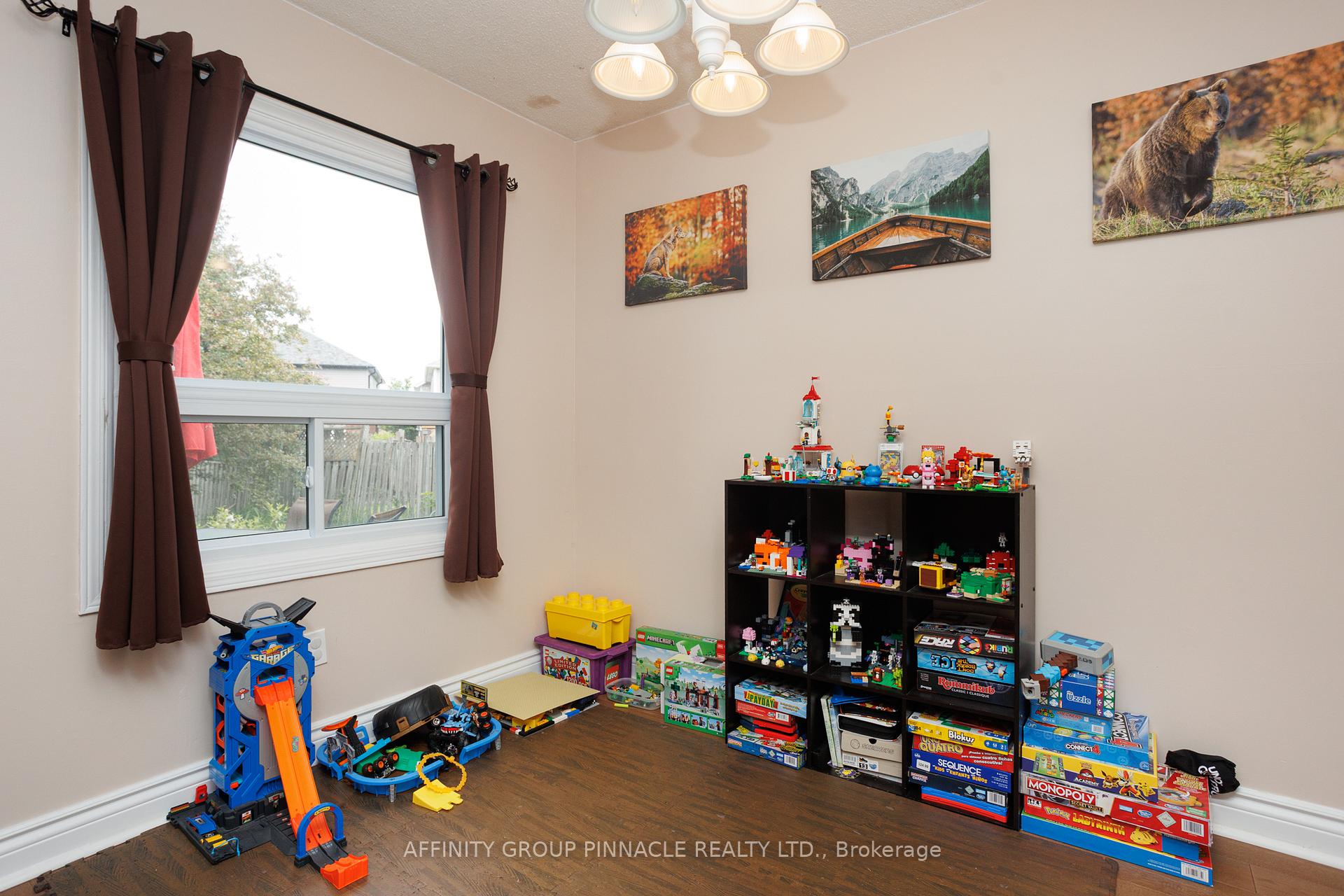Photo 12 of 26 Flavelle Crescent, Kawartha Lakes, Lindsay — HOMEH